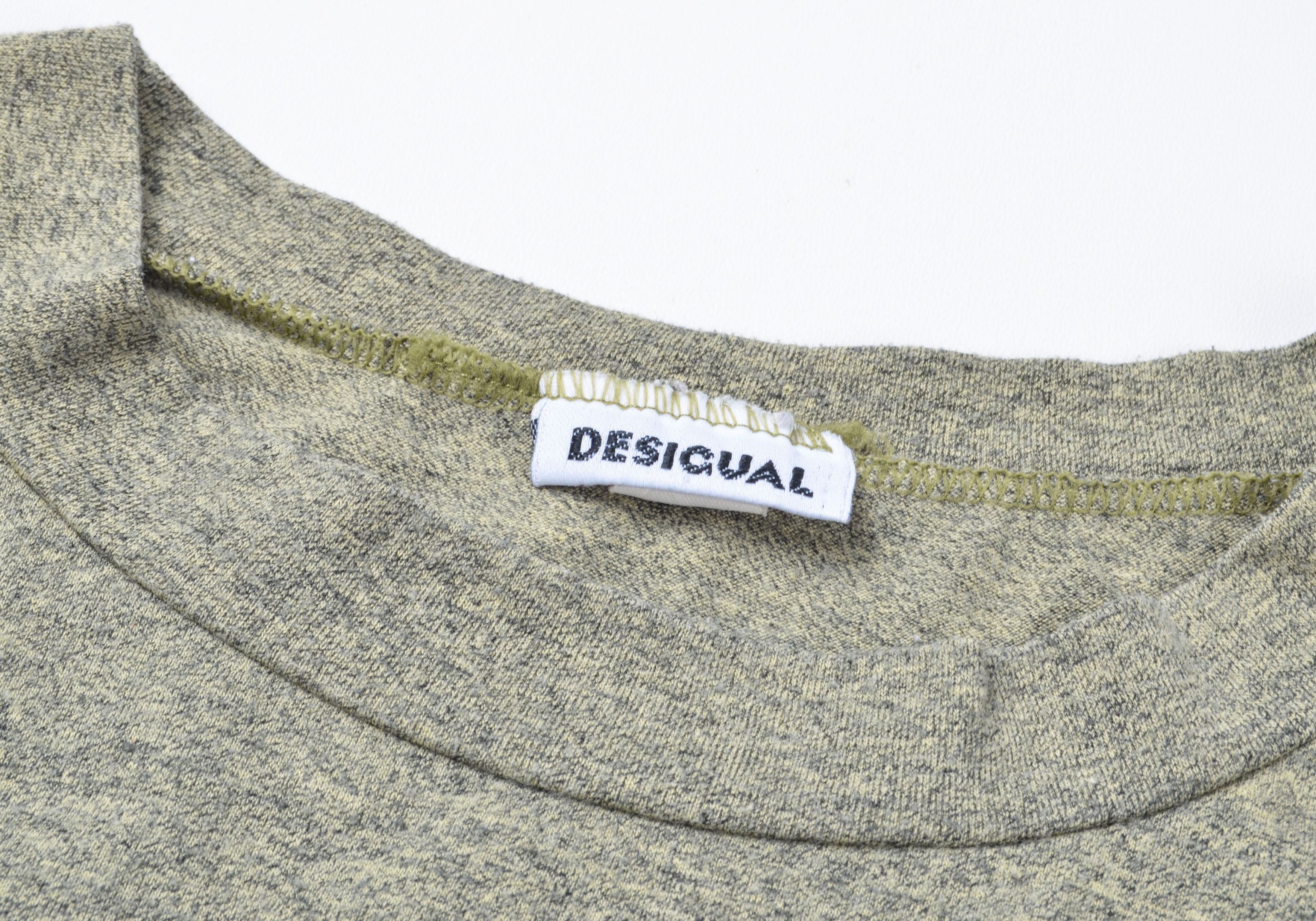 Desigual Vintage Desigual 90's Abstract Tribal Embroidered Tee Size US L / EU 52-54 / 3 - 4 Thumbnail