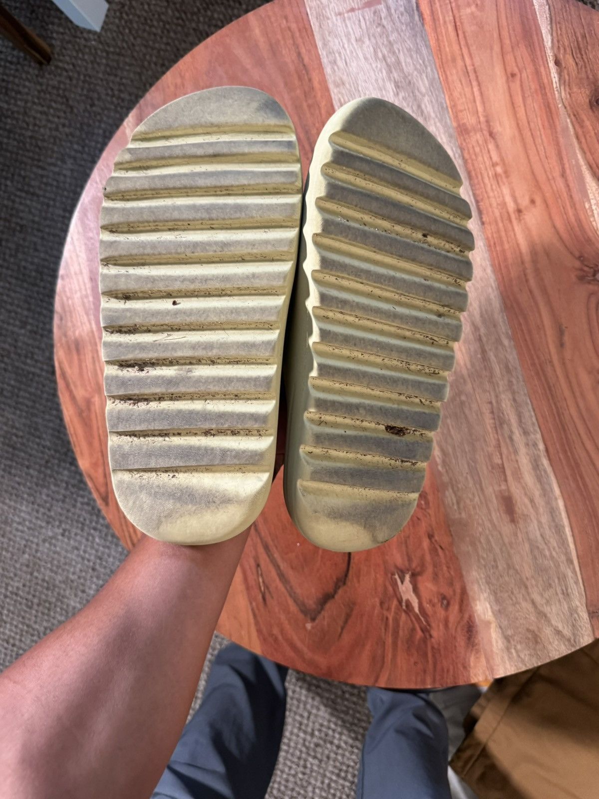 Yeezy Yeezy “Resin” Slides OG 2019 Size US 11 / EU 44 - 3 Thumbnail