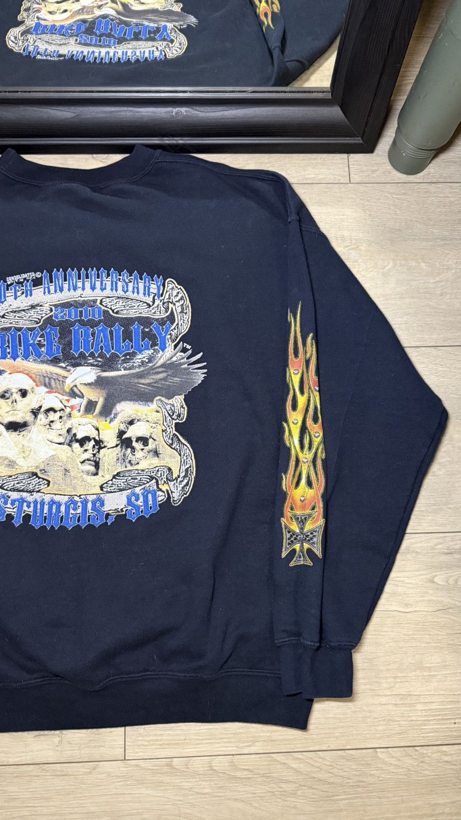 Harley Davidson Vintage / Y2K 2010 Sturgis Skull Flame Sleeve Sweatshirt Size US XL / EU 56 / 4 - 4 Thumbnail