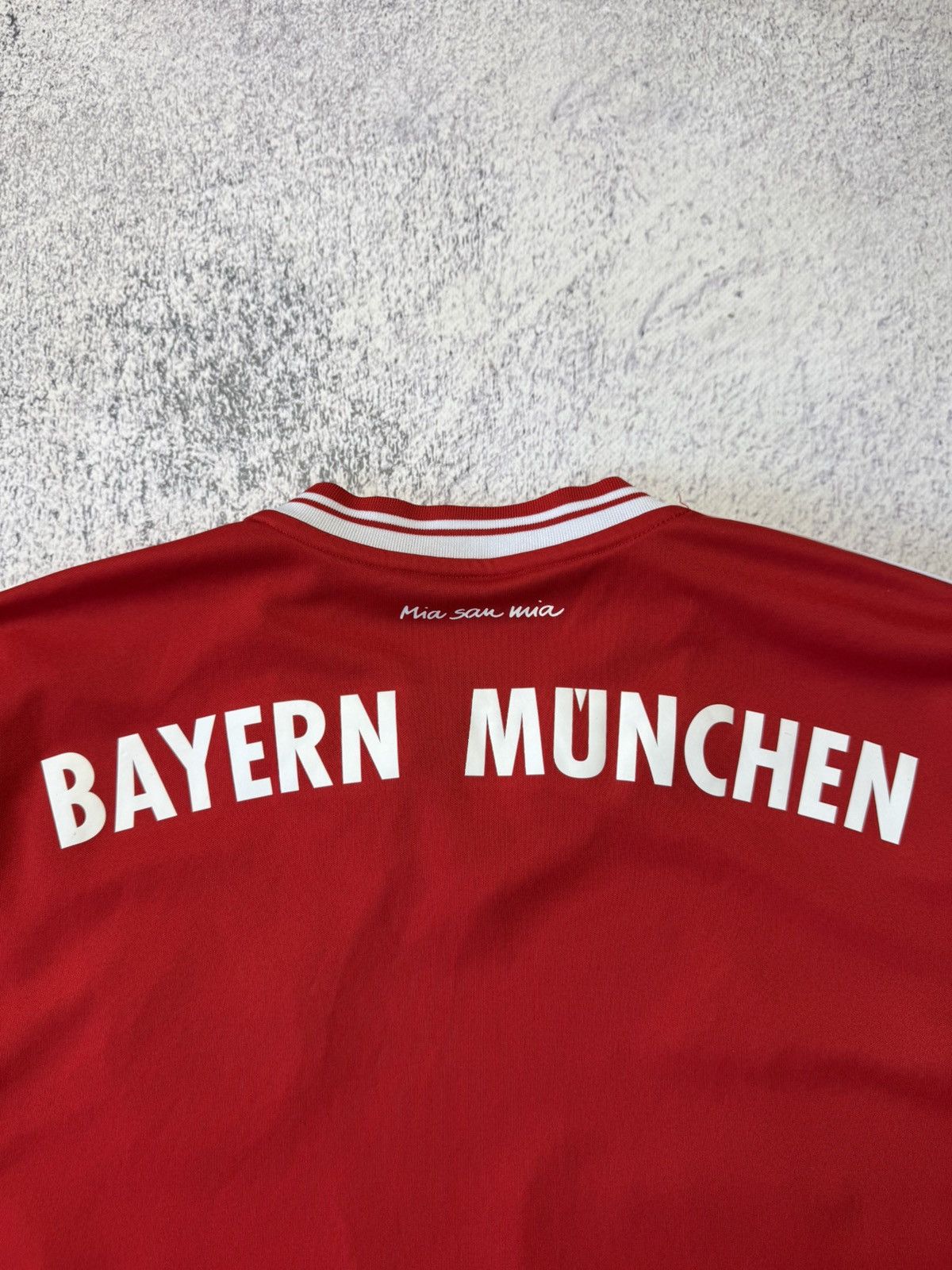 Vintage BAYERN MUNICH 2013 HOME FOOTBALL SHIRT MENS ADIDAS JERSEY Size US M / EU 48-50 / 2 - 19 Thumbnail
