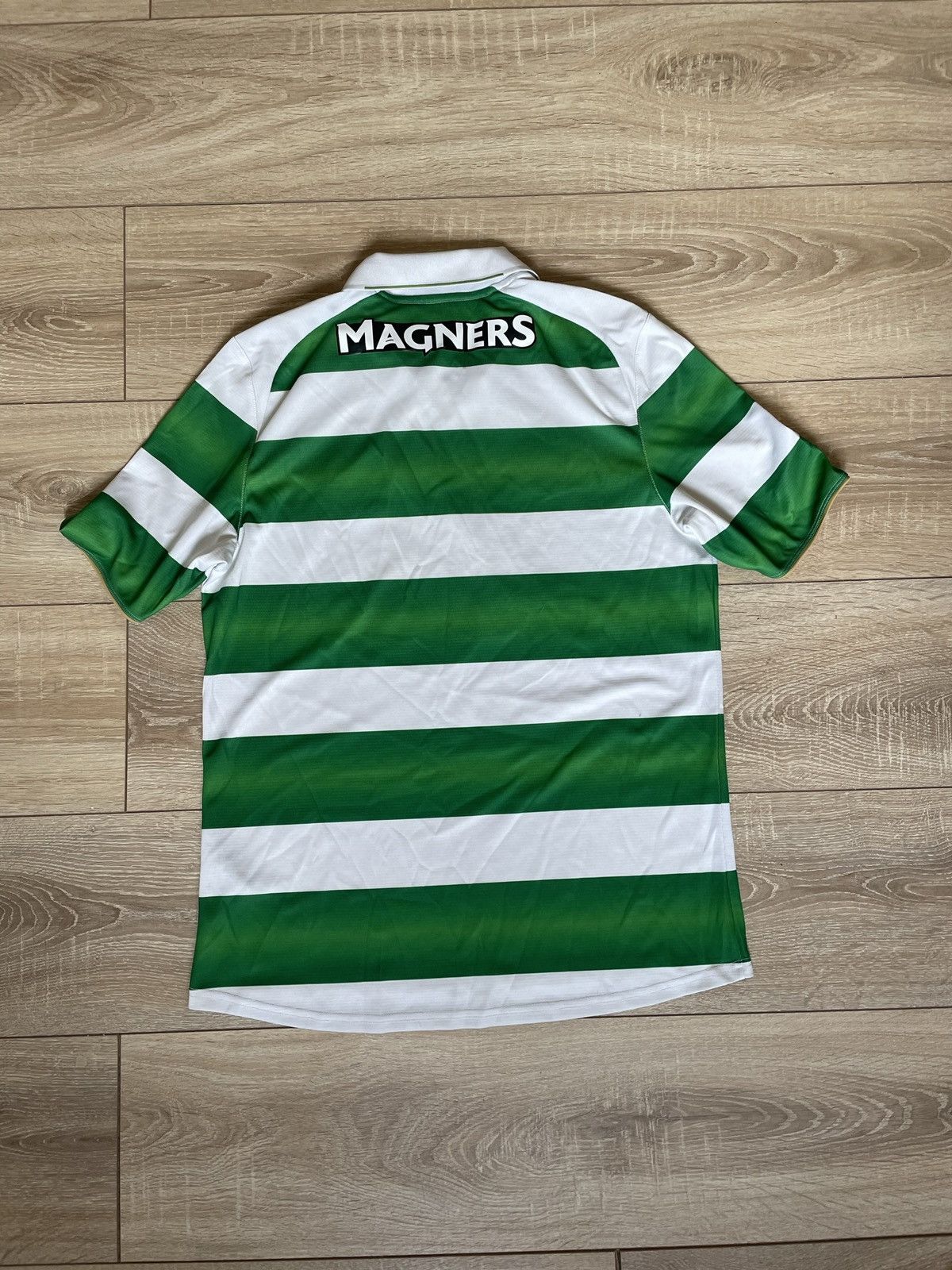 New Balance Celtic 2016 2017 Football jersey Home New Balance Size US S / EU 44-46 / 1 - 2 Thumbnail