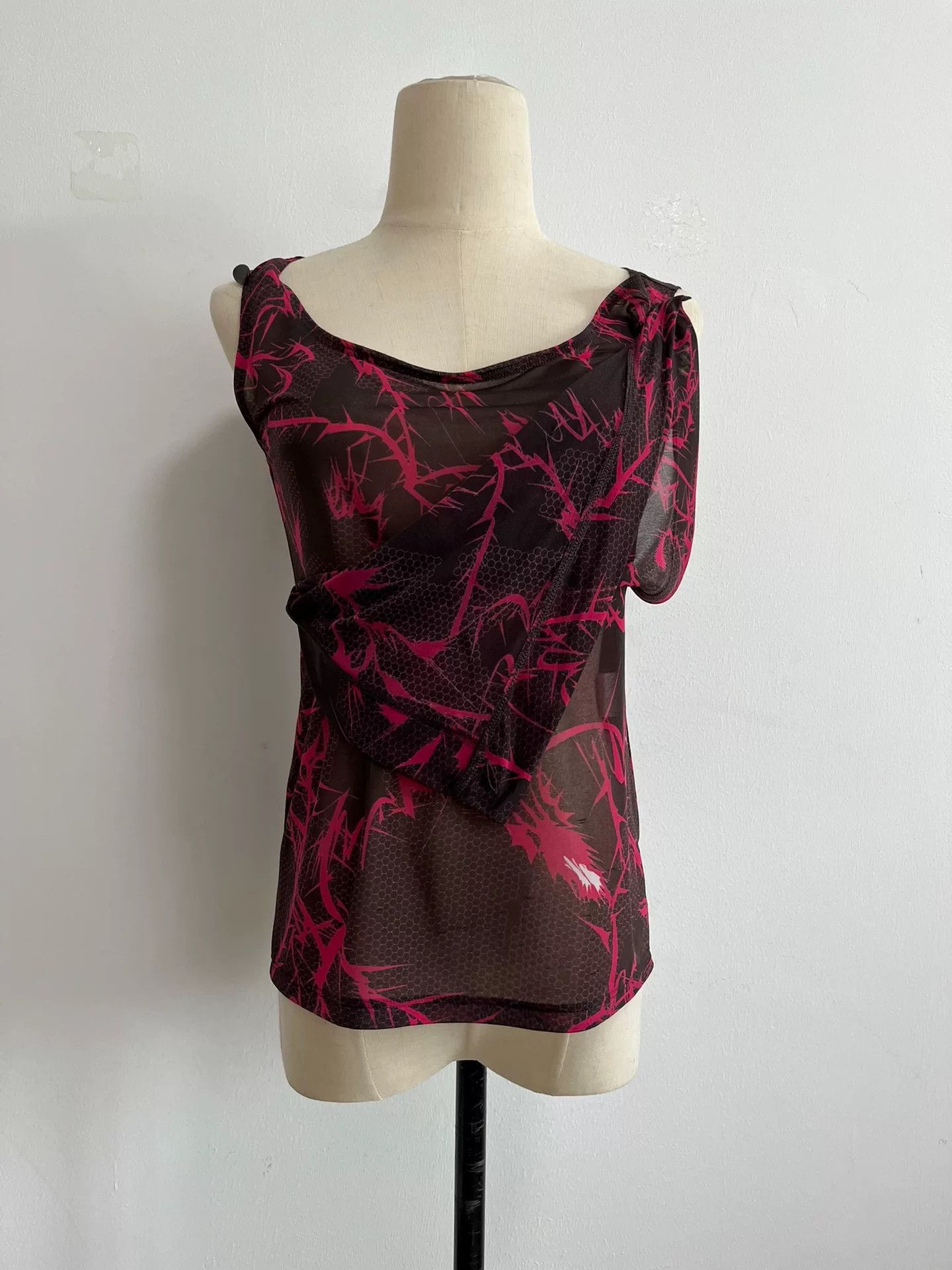 Issey Miyake Issey Miyake Thorn Line Top Size M / US 6-8 / IT 42-44 - 1 Thumbnail