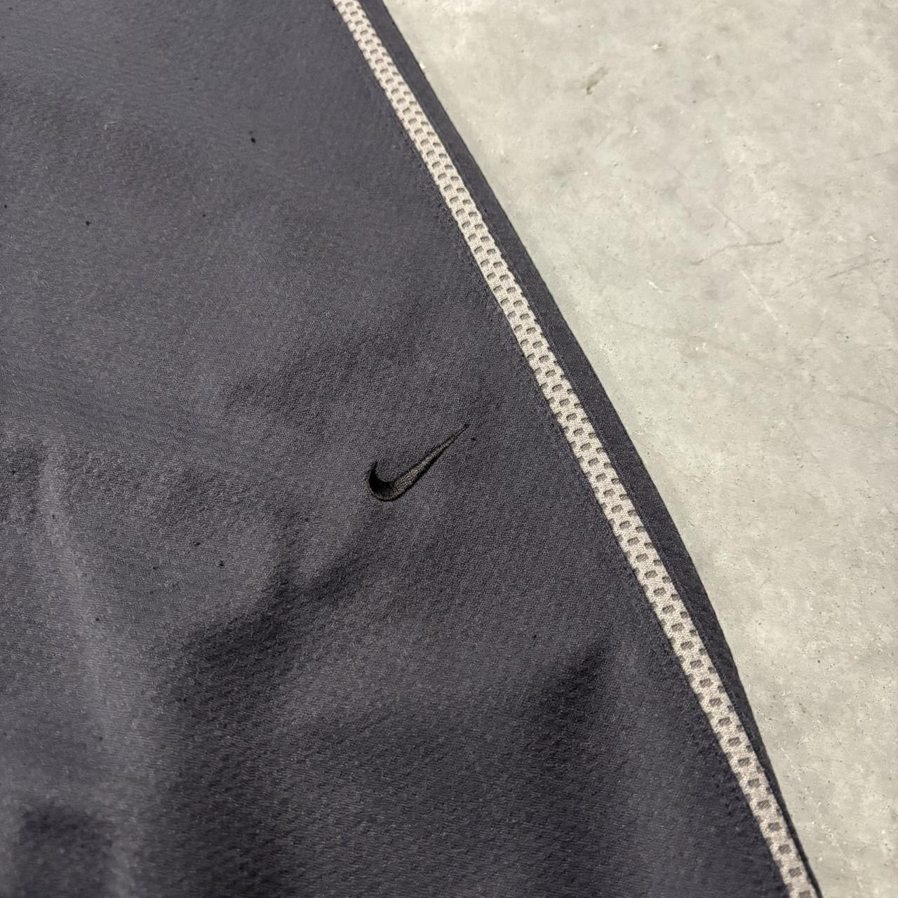 Nike × Vintage Crazy Vintage Y2K/2000s Grey Nike Swoosh Striped Drill Skater Essential Track Pants! Size US 34 / EU 50 - 4 Thumbnail