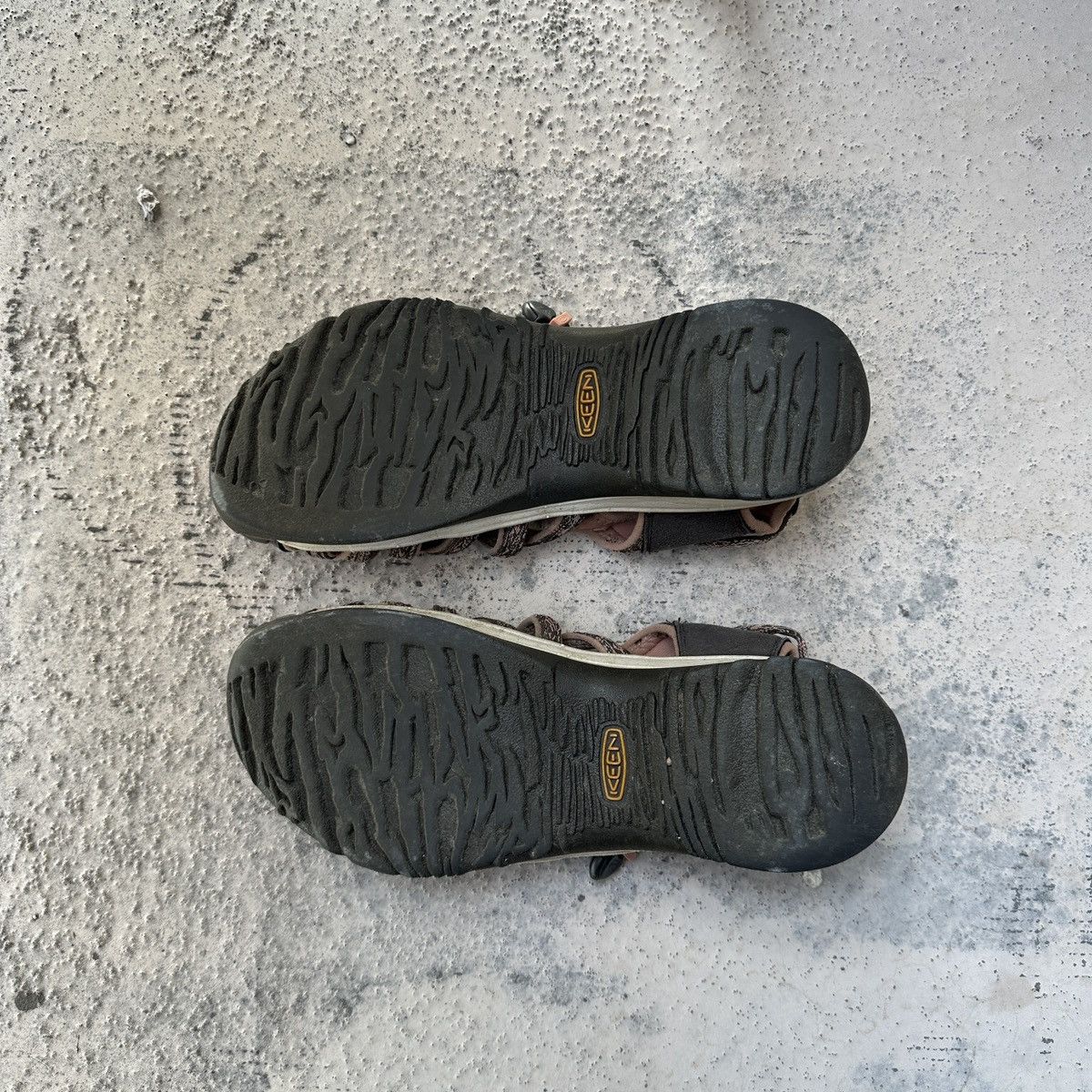 KEEN Keens Whisper Sandal in Brown/Pink Women’s size 11 Size US 11 / IT 41 - 4 Thumbnail