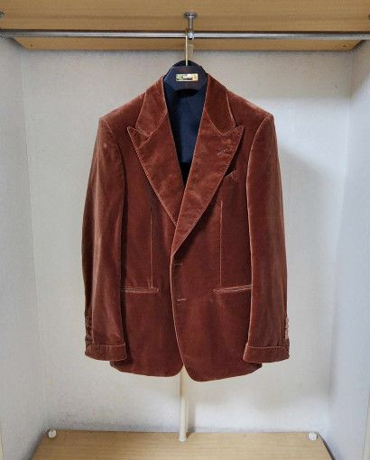 Tom Ford o1sm1stk0824 Shelton Liquid Fluid Velvet Blazer Rust Brown Size US S / EU 44-46 / 1 - 1 Thumbnail