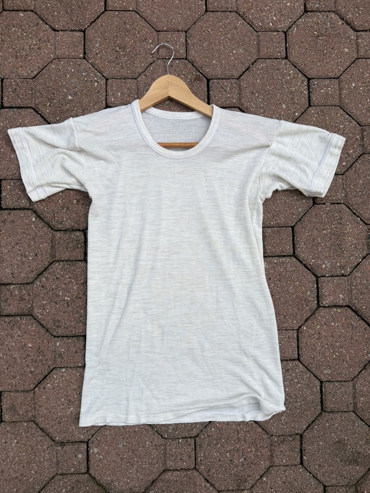 Vintage Vintage 1960s Single Stitch Tee WWii Size M Paper Thin Size US M / EU 48-50 / 2 - 1 Thumbnail