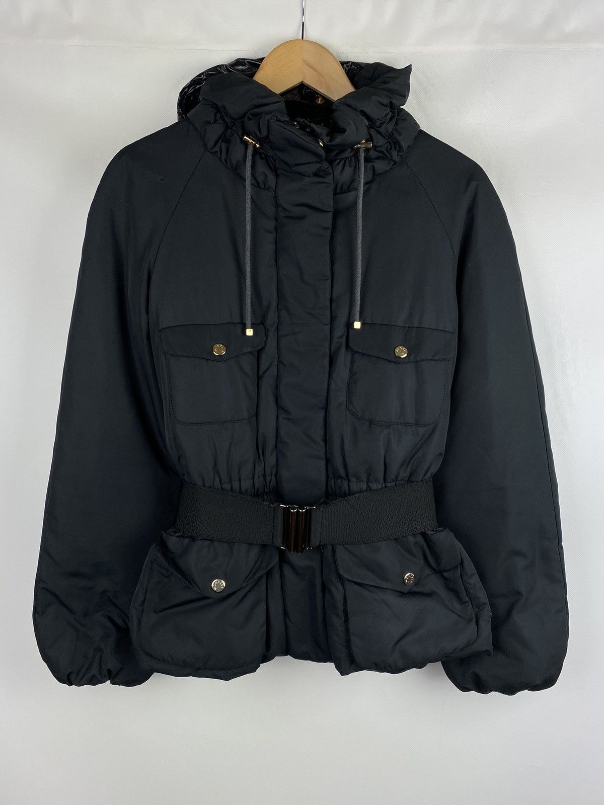 Moncler Moncler Aretha ladies hooded belted down jacket Size L / US 10 / IT 46 - 1 Thumbnail