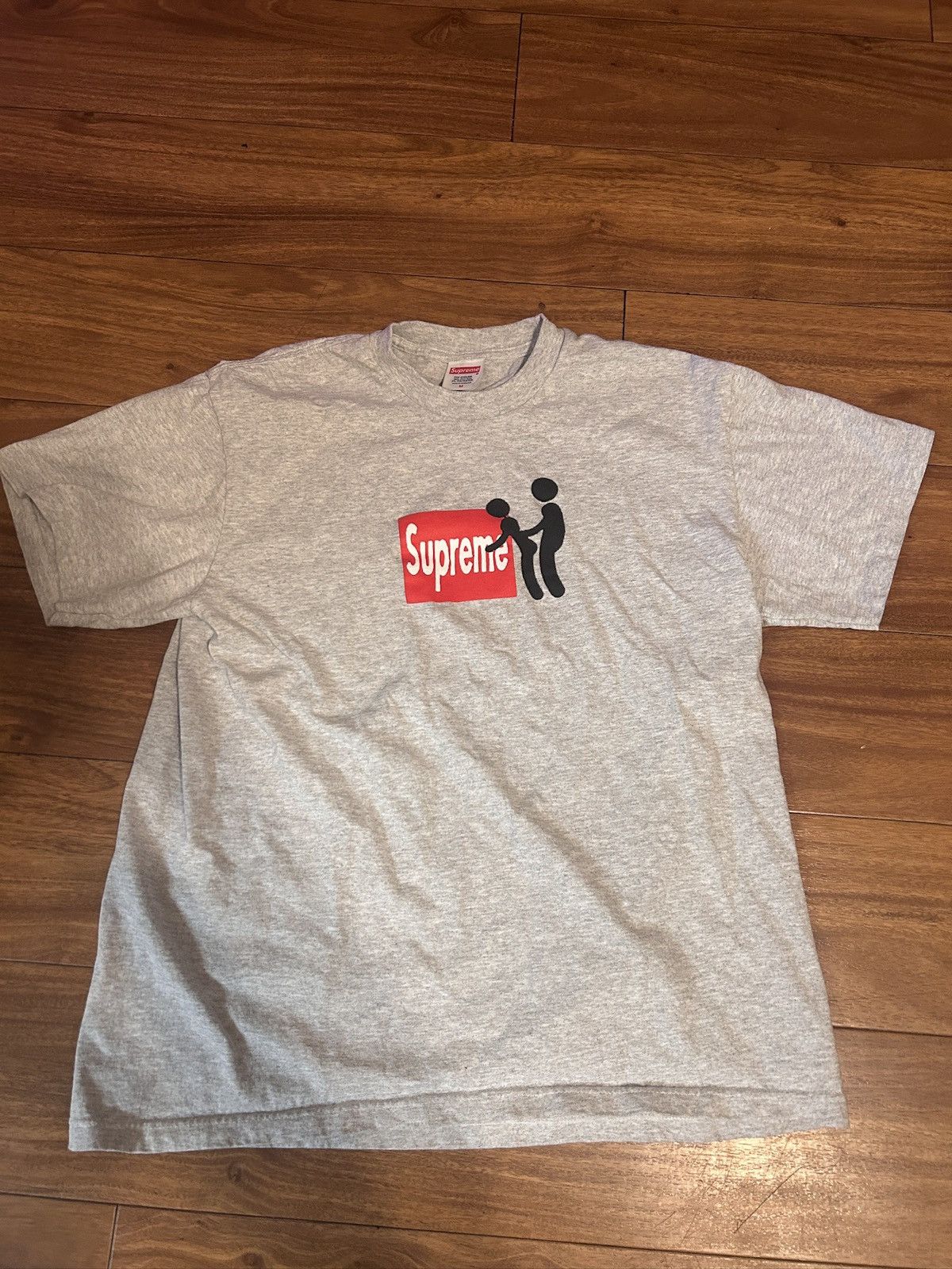 Supreme Supreme Stick Tee Size US M / EU 48-50 / 2 - 1 Thumbnail