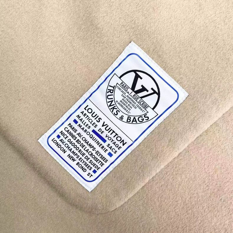 Louis Vuitton Louis Vuitton size os 24ss presbyopic full print reversible Size US M / EU 48-50 / 2 - 6 Thumbnail