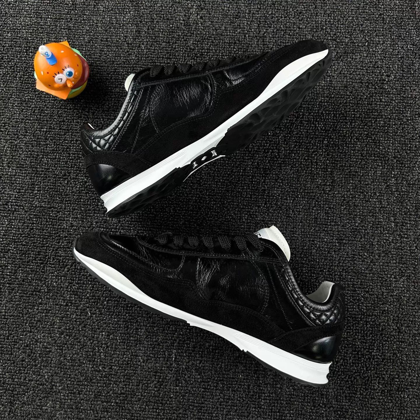 Chanel Chanel 25P Black Deertrainers 35.5 Size US 5 / IT 35 - 3 Thumbnail