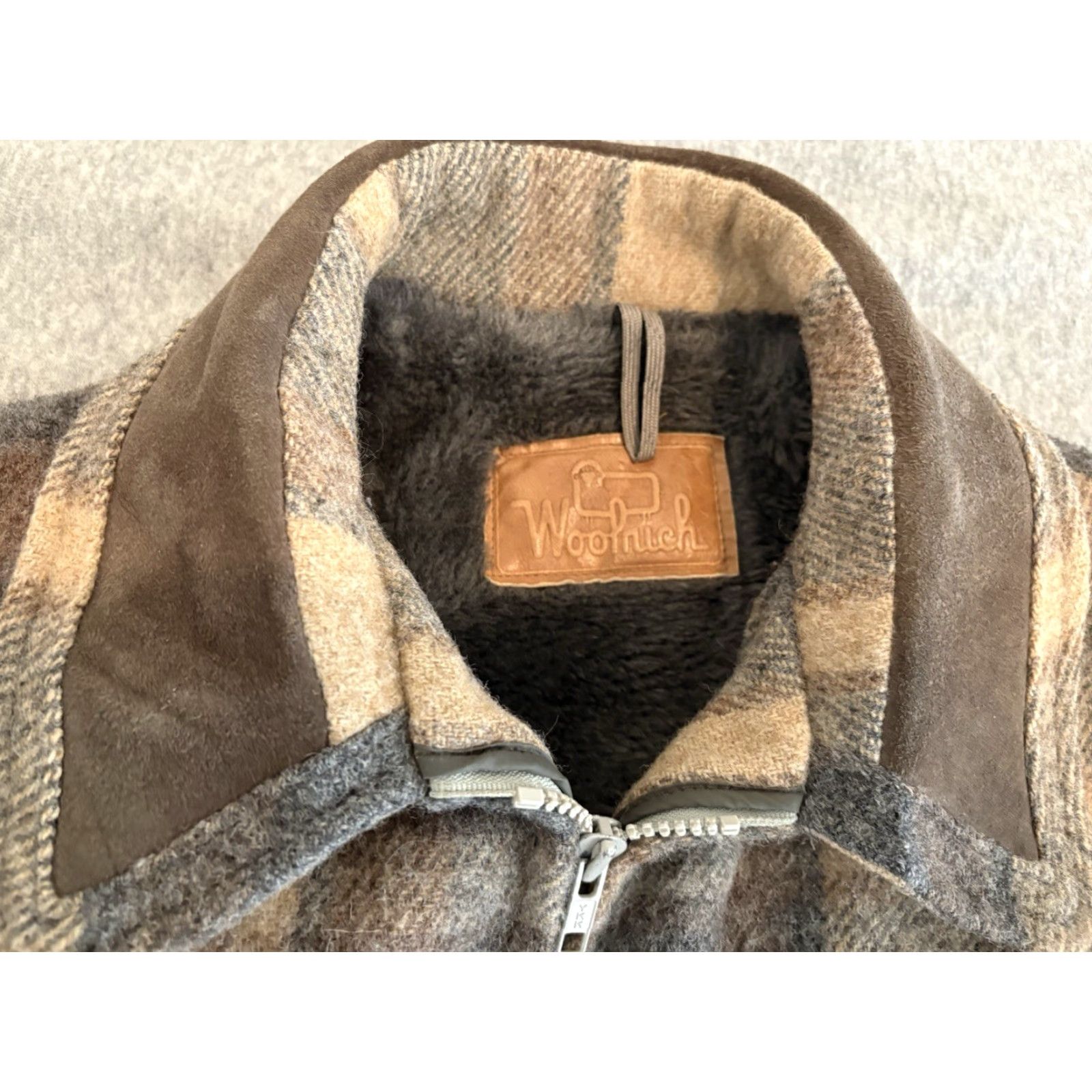 Vintage VINTAGE Woolrich Jacket Mens Large Brown Plaid Buffalo Hunting Wool/Nylon USA 29.5" 24" Pit to Pit Size US L / EU 52-54 / 3 - 5 Thumbnail