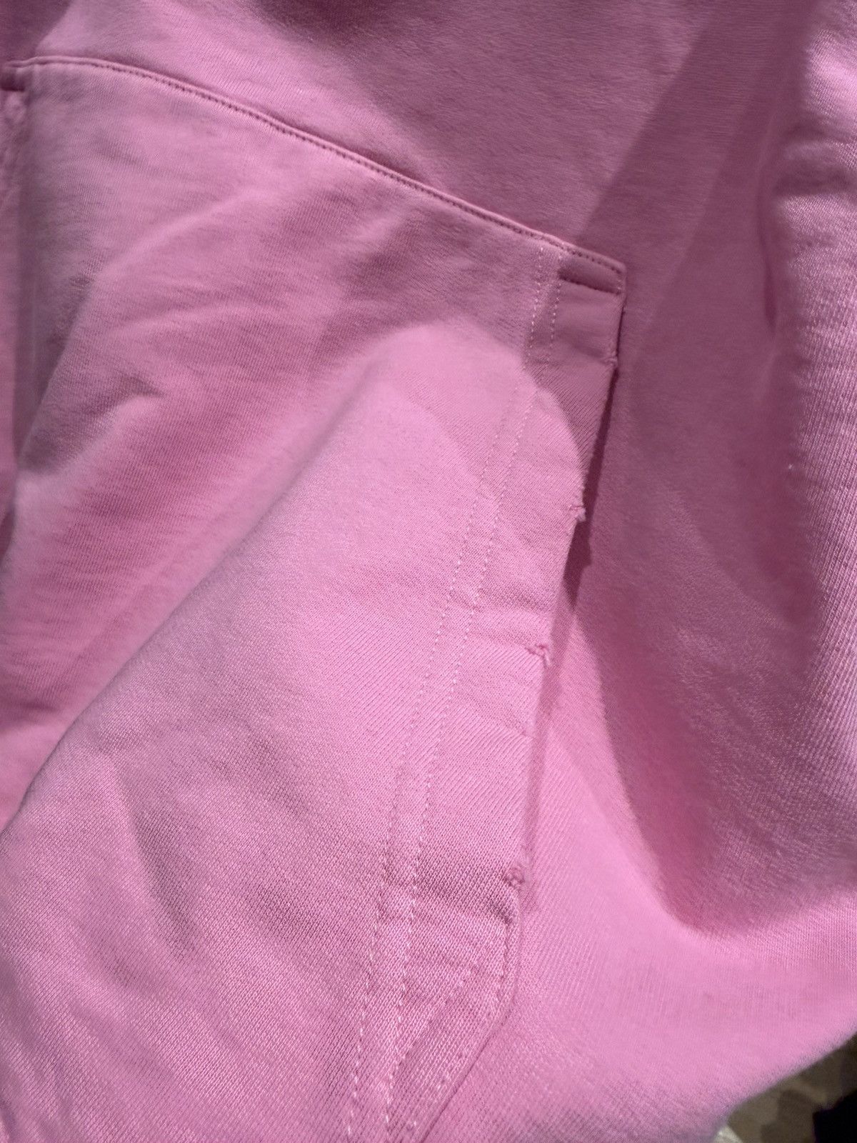 Balenciaga Balenciaga Destroyed Logo Print Hoodie Large Fit Pink XS Size US L / EU 52-54 / 3 - 9 Thumbnail