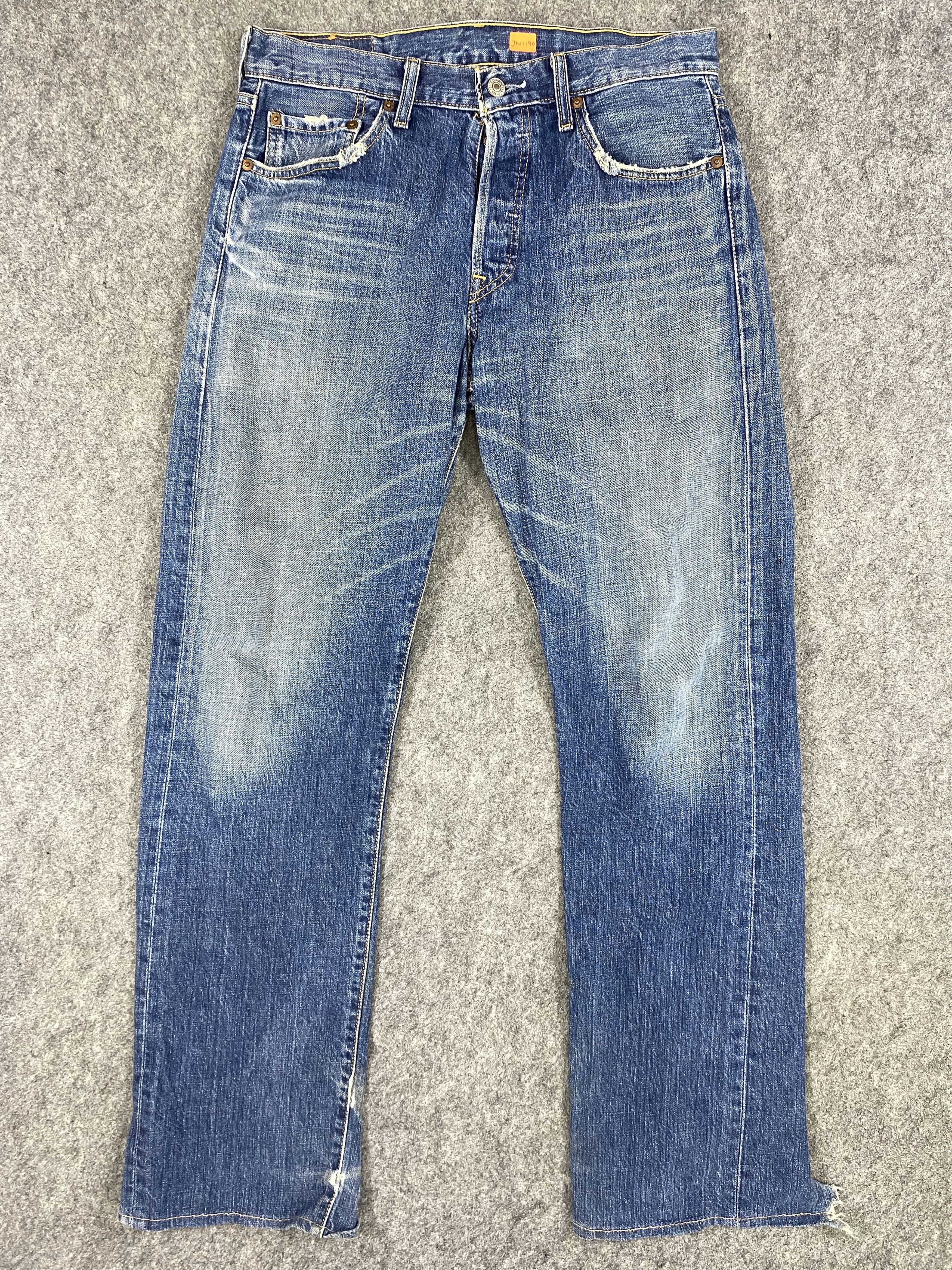 Levi's Blue Distressed Vintage Levi's 501 31x31.5 Denim -JN1190 Size US 31 - 1 Thumbnail