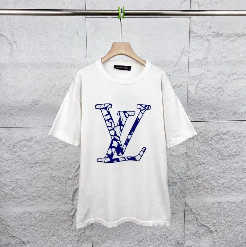 Louis Vuitton Louis Vuitton Men's White Cotton T-Shirt 0089 Size US L / EU 52-54 / 3 - 1 Thumbnail