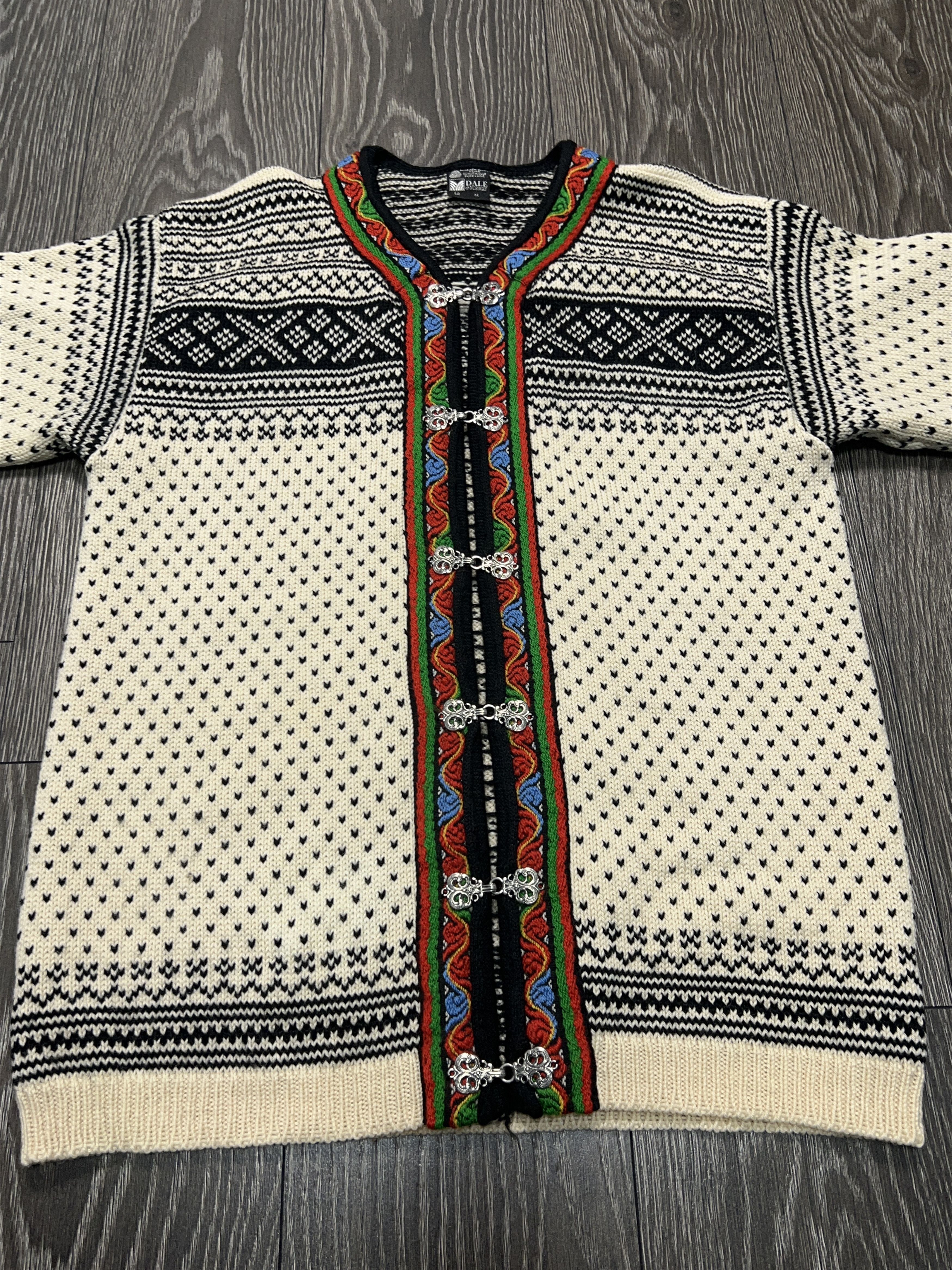 Traditional Weatherwear Wool Knit Clasp Cardigan Sweater Traditional Size 50 M Size US M / EU 48-50 / 2 - 3 Thumbnail
