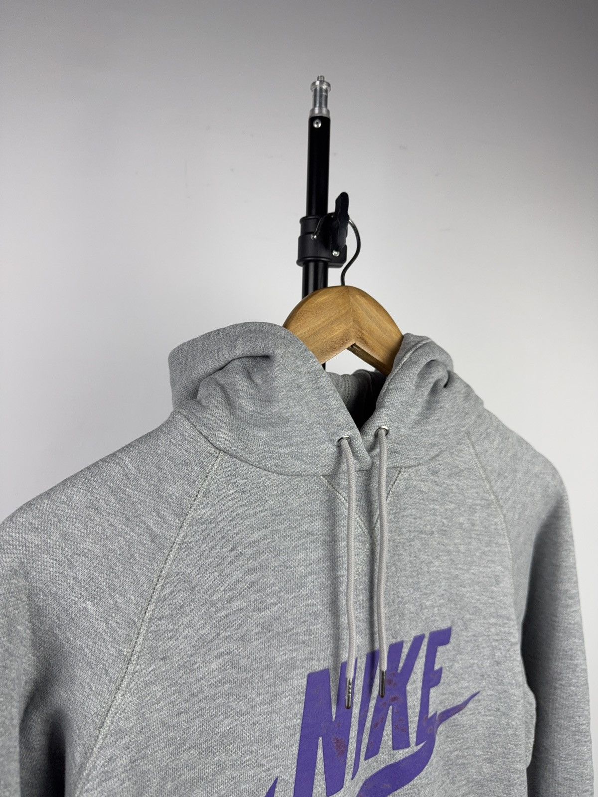 Nike 00s Retro Nike Purple Logo Y2K Sportswear Hoodie Grey Size L / US 10 / IT 46 - 5 Thumbnail