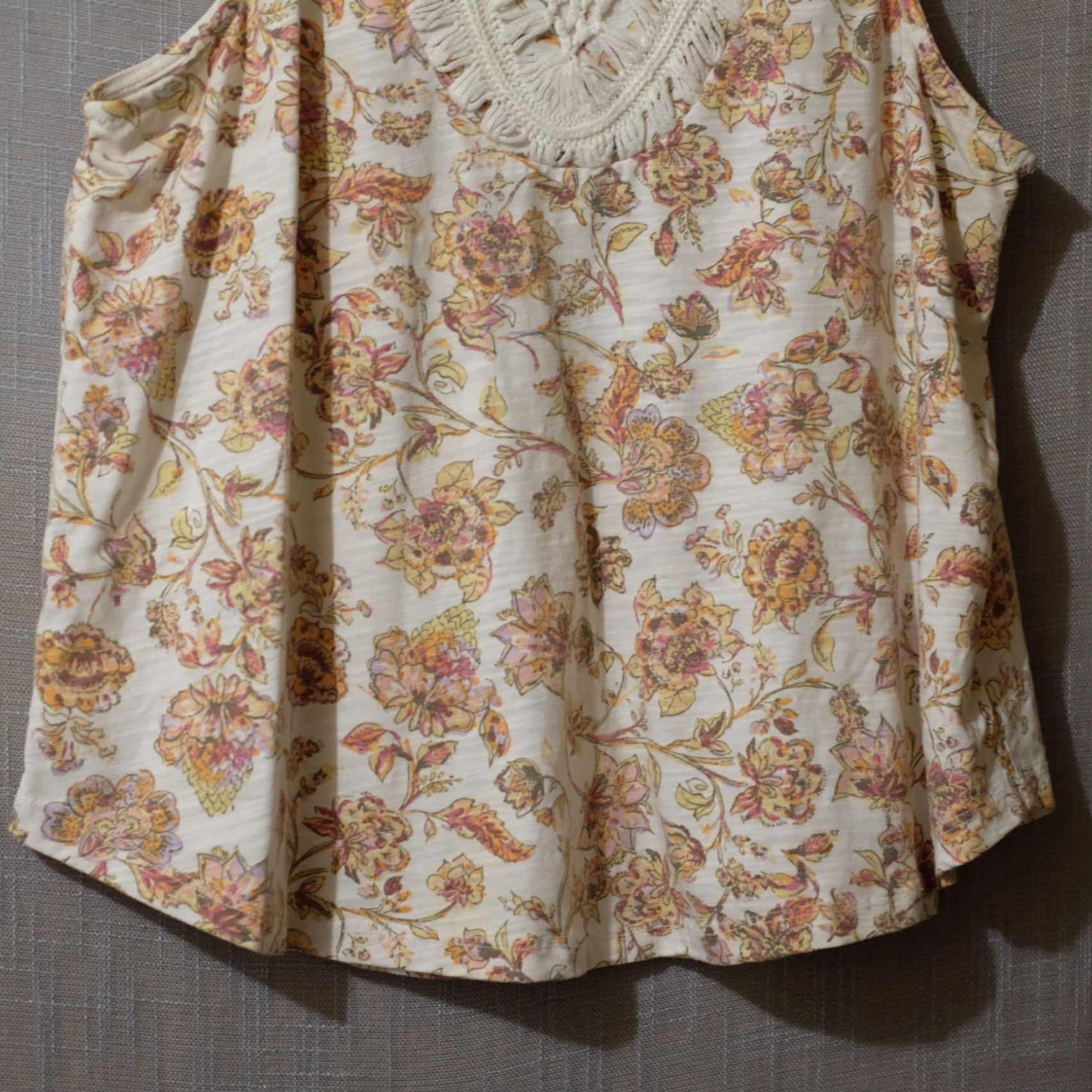 Vintage Maurices Tank Top Floral Ivory Stretch Womens L Tank Top Knit Sleeveless Crochet Neck Details Bohemian Casual Size L / US 10 / IT 46 - 3 Thumbnail