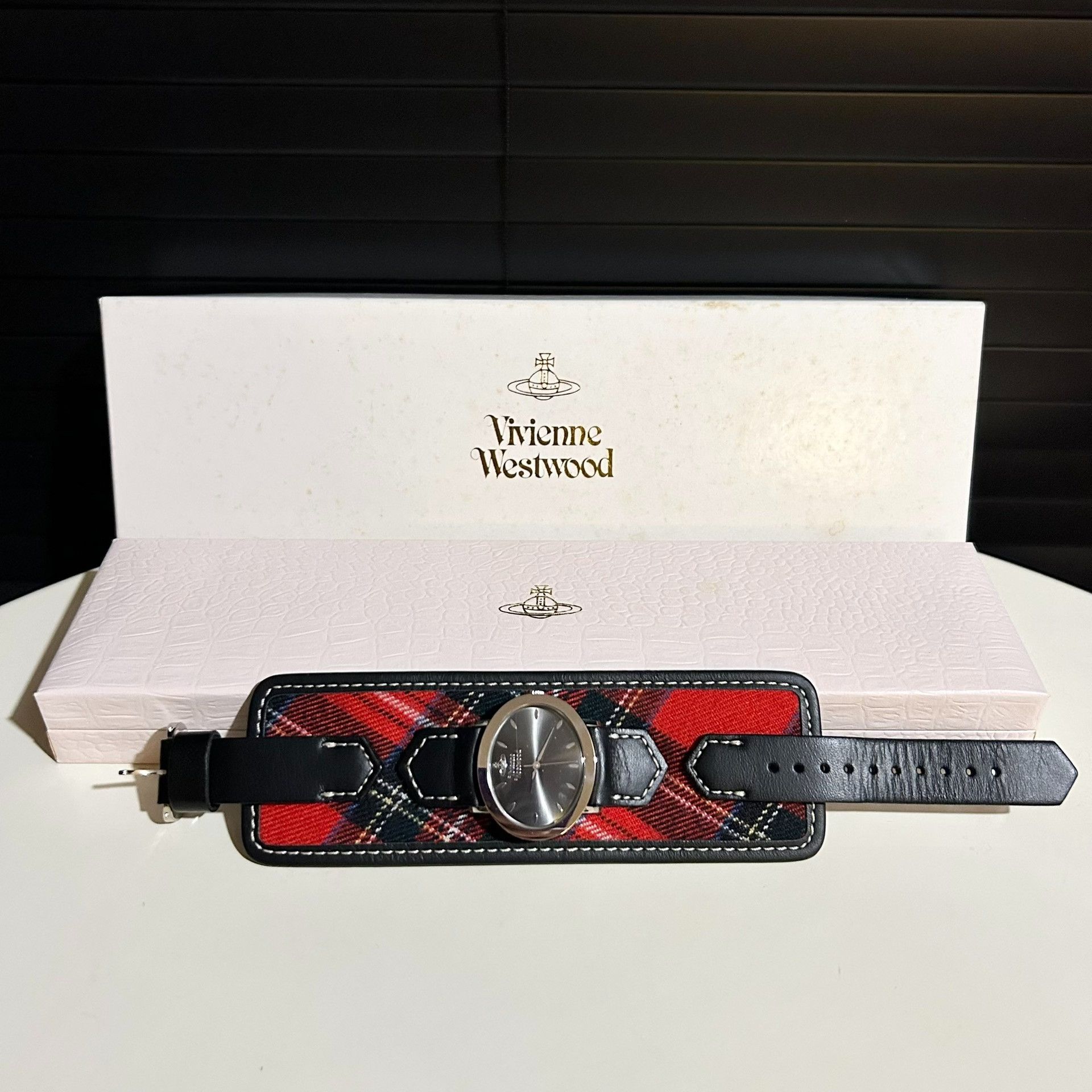 Vivienne Westwood Vivienne Westwood Vintage Saturn Plaid Watch Size ONE SIZE - 1 Thumbnail