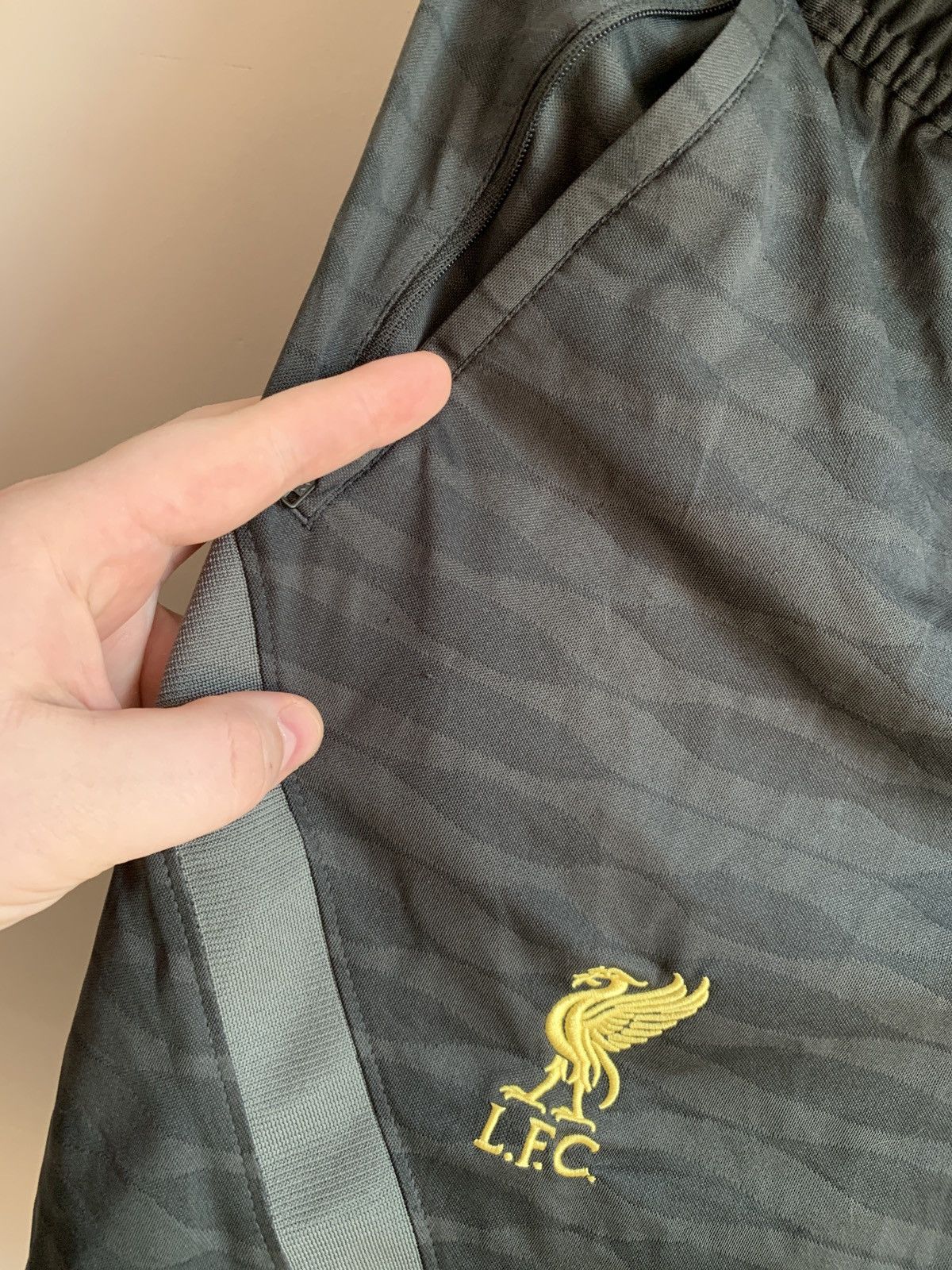 Nike Liverpool FC training Nike shorts grey soccer football Size US 38 / EU 54 - 7 Thumbnail