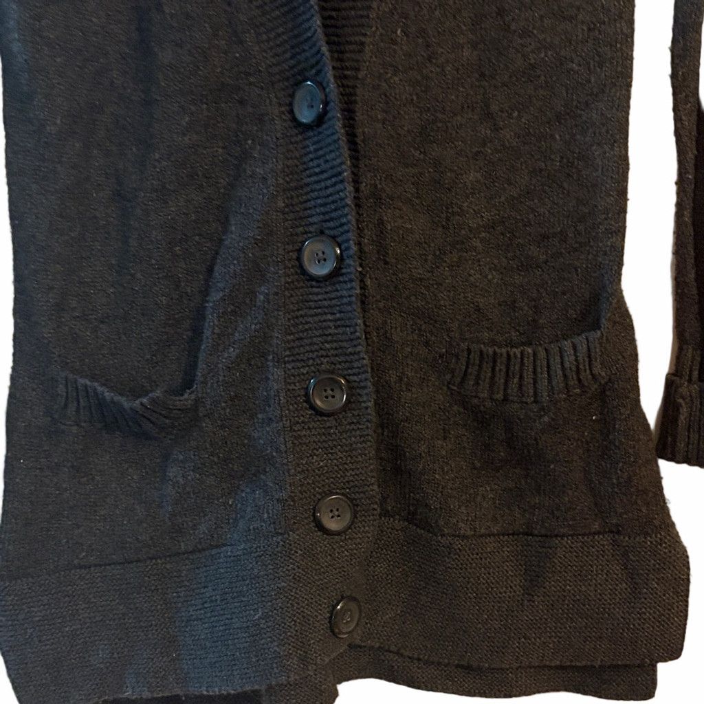 Old Navy Old Navy Charcoal Cardigan Sweater | EUC | Sz S Size S / US 4 / IT 40 - 2 Thumbnail