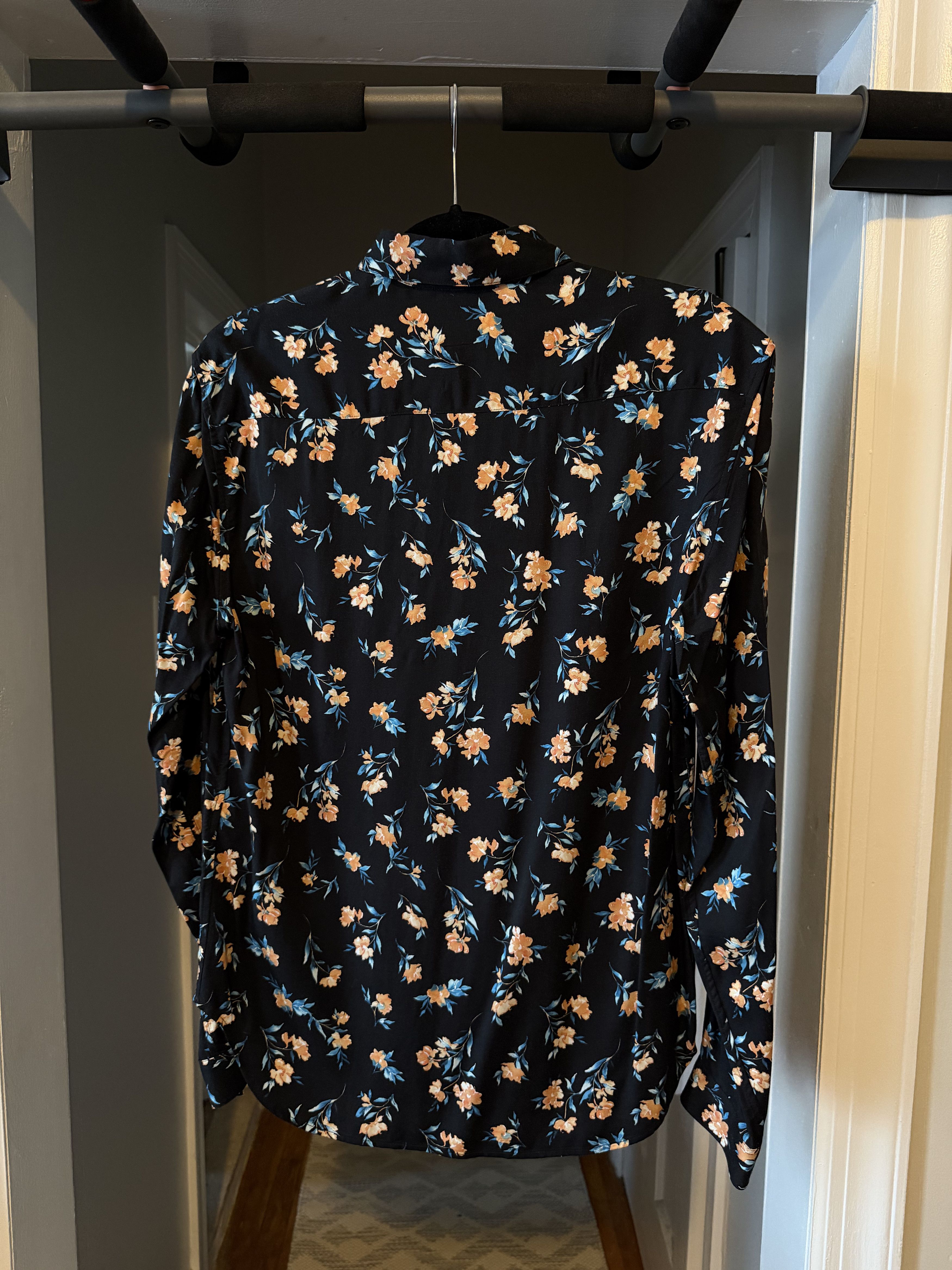 The Kooples The Kooples Black Shirt with Floral Print Size US S / EU 44-46 / 1 - 2 Thumbnail