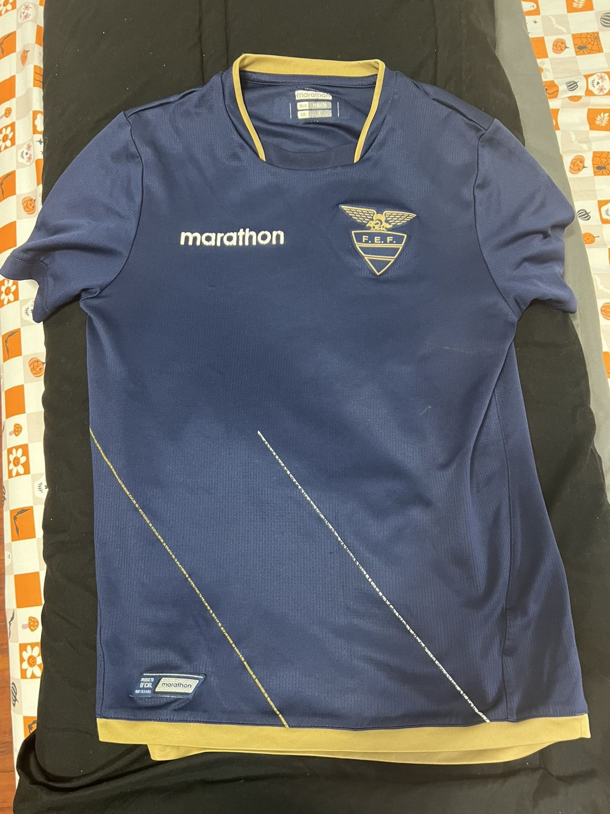 Vintage 2016 Ecuador away jersey Size US S / EU 44-46 / 1 - 1 Thumbnail