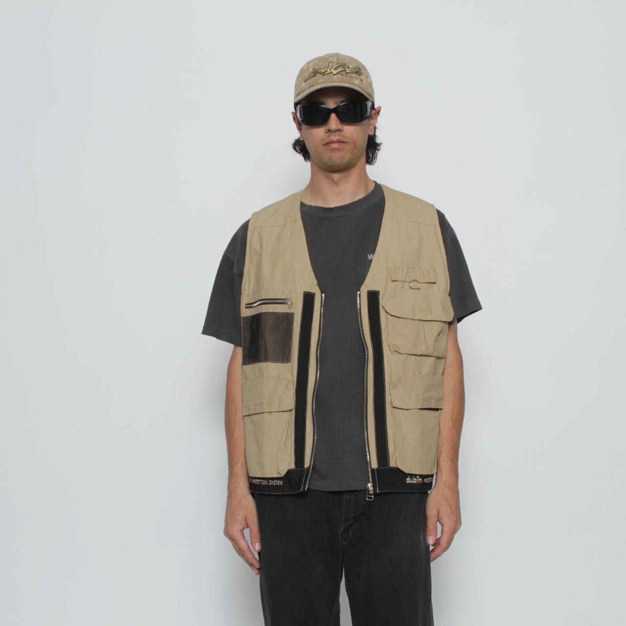 Vintage TAN AND BLACK TECHNICAL ZIP UP UTILITY VEST BY DUBIN Size US XL / EU 56 / 4 - 2 Thumbnail