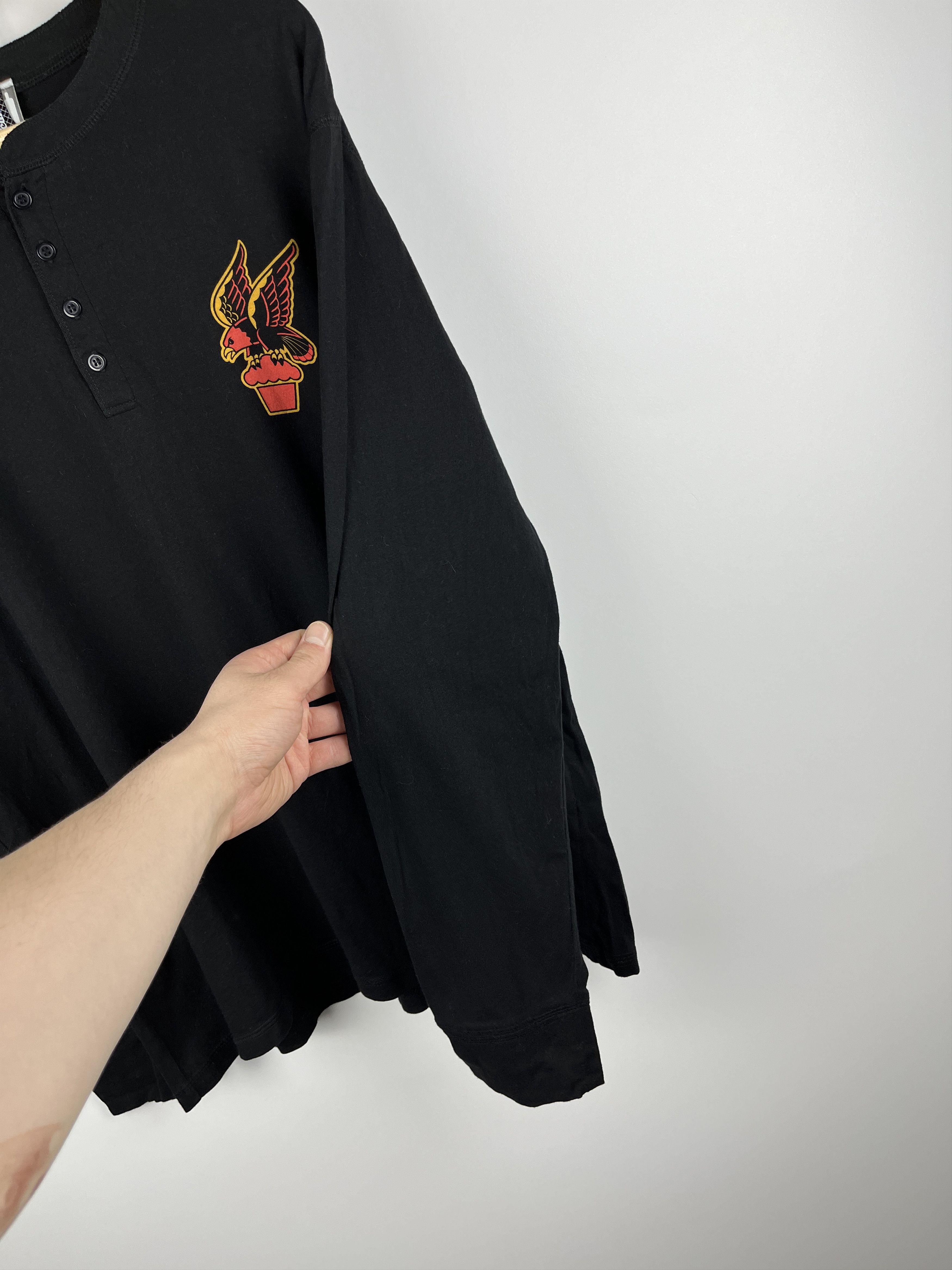Johnny Cupcakes Johnny Cupcakes Eagle Cupcake Logo Henley Long Sleeve Size US XL / EU 56 / 4 - 7 Thumbnail