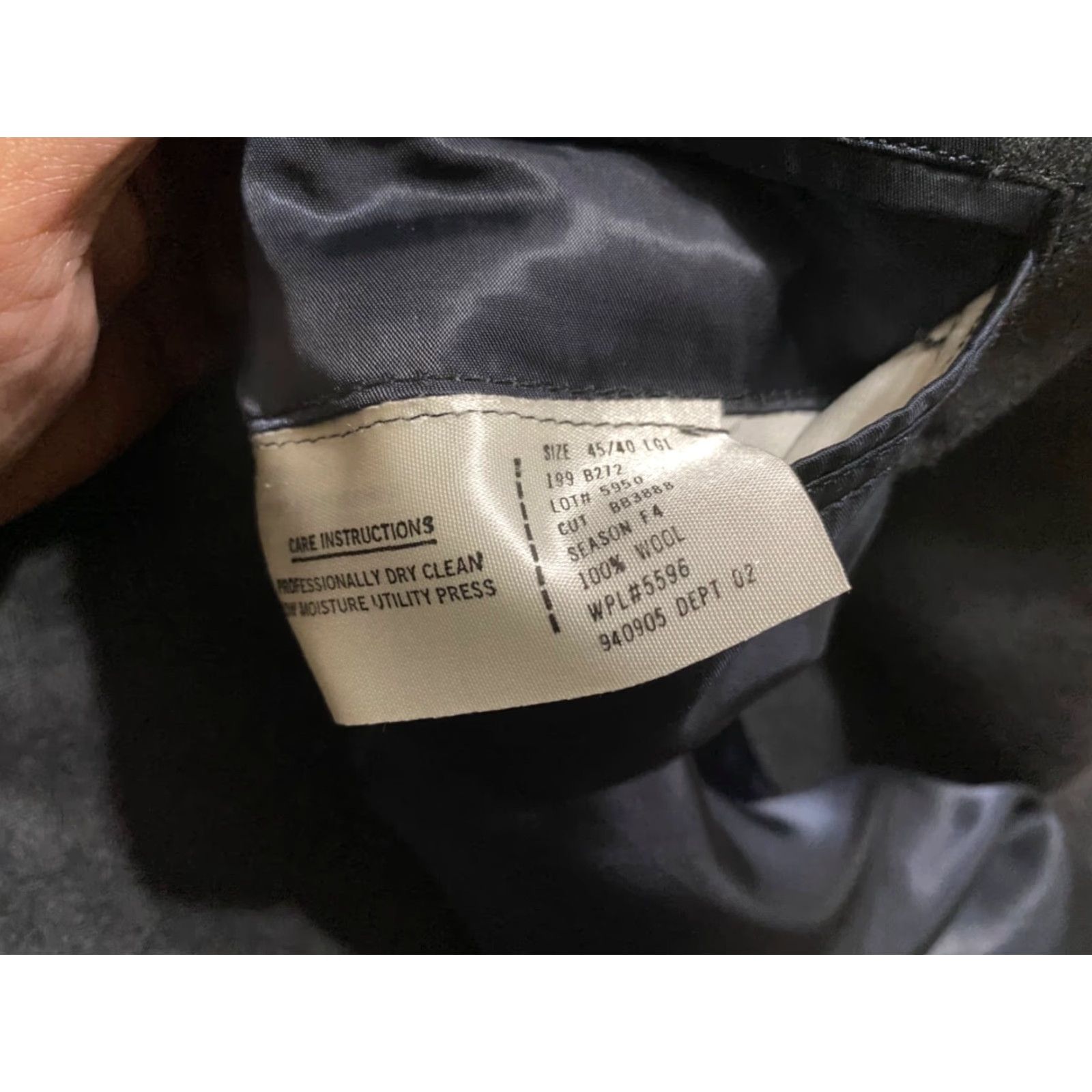 Brooks Brothers Brooks Brothers Blazer Mens Regular Two-Button 100% Wool Gray 46 Chest Vintage? No Sleeve Style: Two-Button White? Size US XXL / EU 58 / 5 - 6 Thumbnail