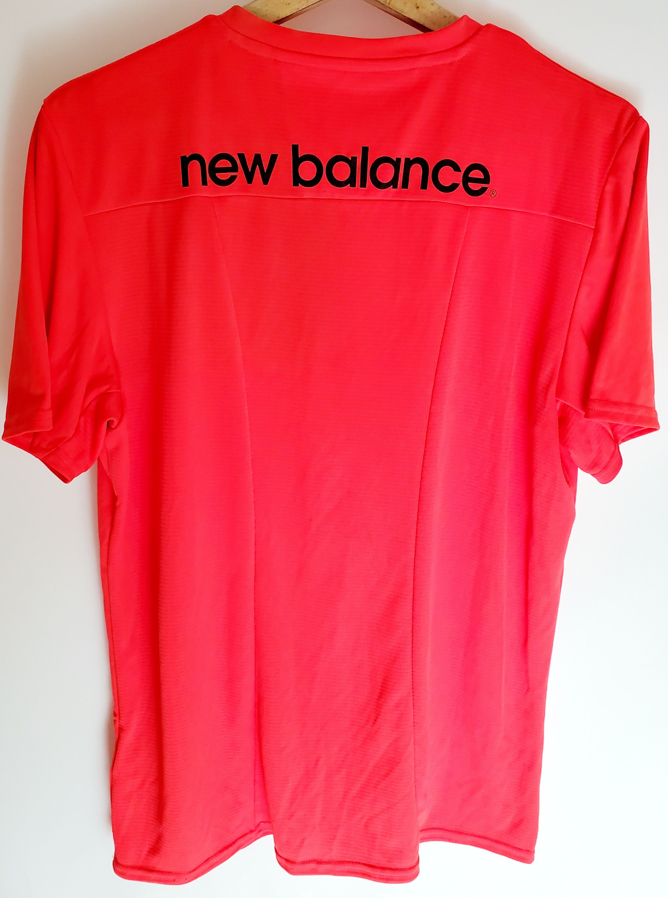 New Balance LIVERPOOL 2016/2017 FOOTBALL JERSE NEW BALANCE M Size US M / EU 48-50 / 2 - 6 Thumbnail