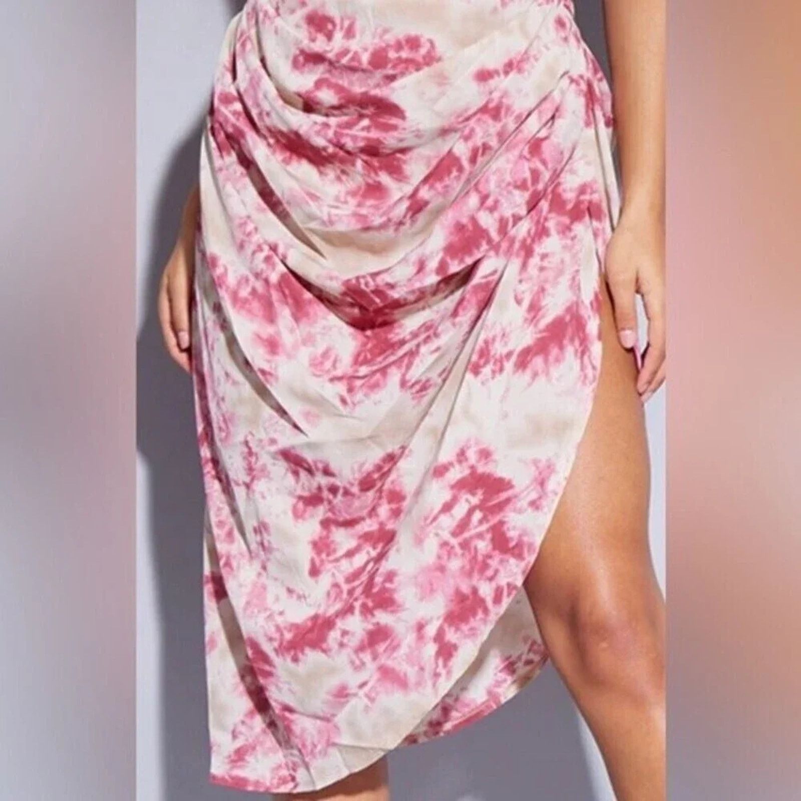 The Unbranded Brand Pretty Little Thing light pink tie dye midi skirt, size 10. Size 32" / US 10 / IT 46 - 1 Thumbnail