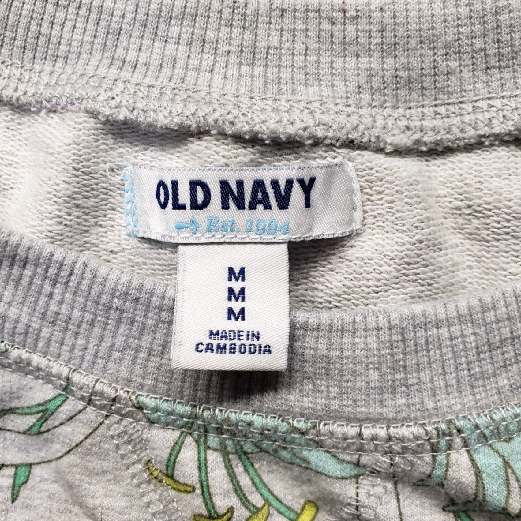 Old Navy Old Navy Gray Floral Flowers Sweater Long Sleeve Adult Women's Size S Small Size S / US 4 / IT 40 - 3 Thumbnail