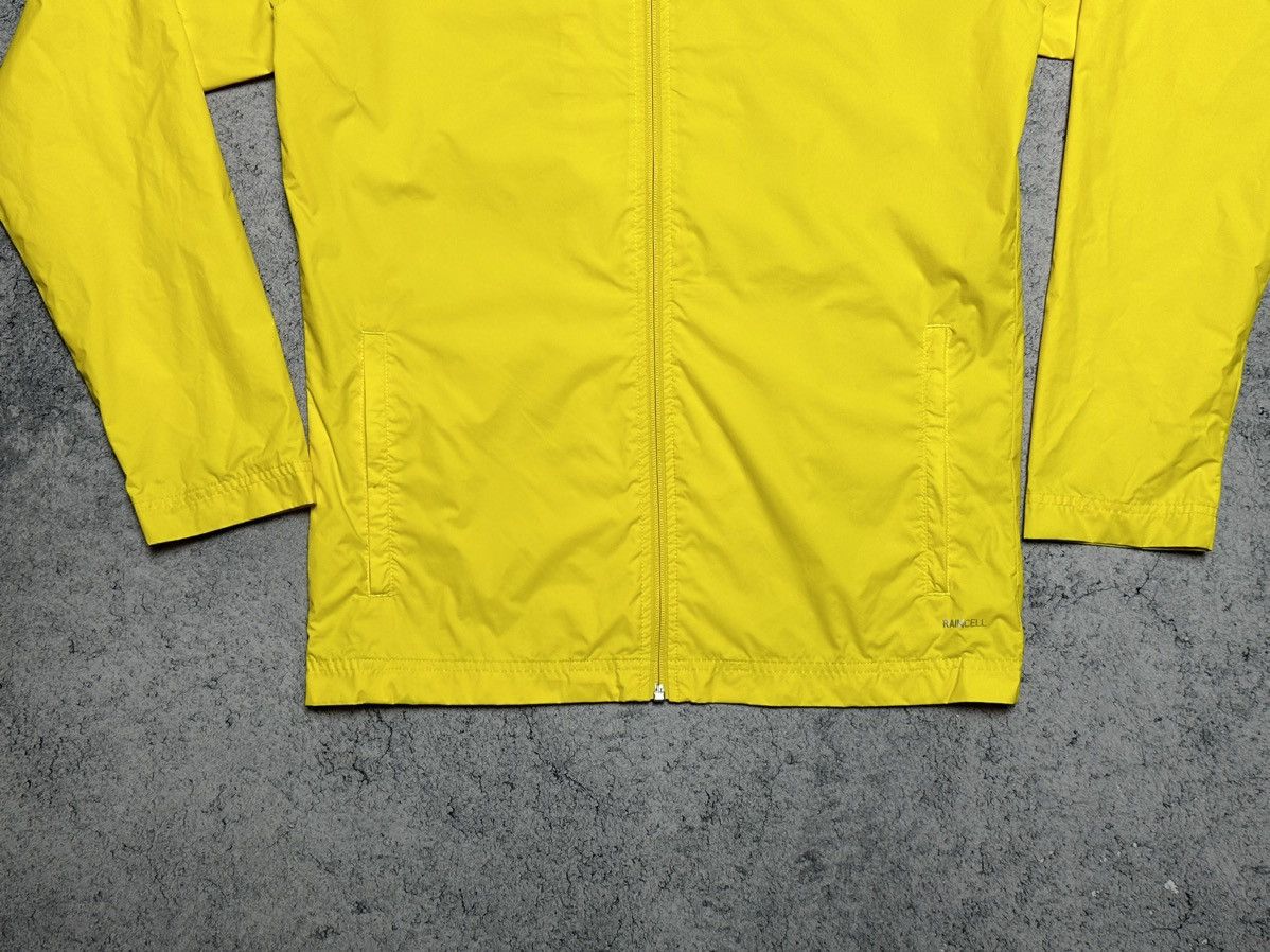 Puma Puma Borussia Dortmund Football Raincell Hooded Jacket Size US S / EU 44-46 / 1 - 3 Thumbnail