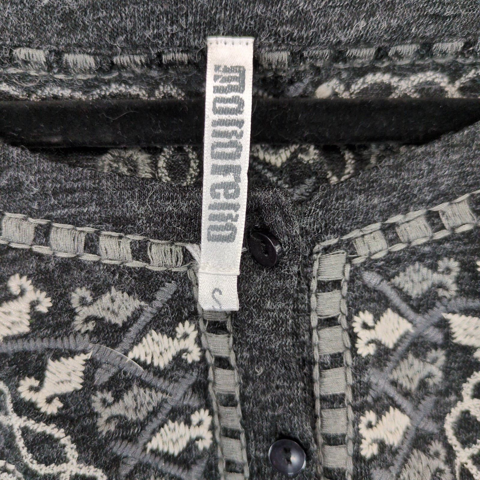 Other Monoreno Women's S Embroidered Gray Knit Poncho Top, Batwing Size S / US 4 / IT 40 - 4 Thumbnail