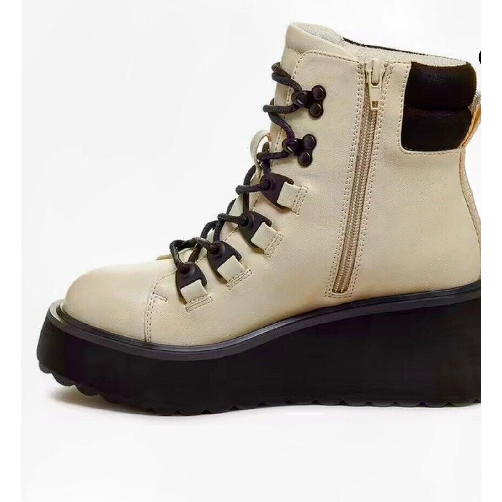 Other WOMEN'S ROCKET DOG HANDLE WEDGE COMBAT BOOTS Size 6.5 Size US 6.5 / IT 36.5 - 3 Thumbnail