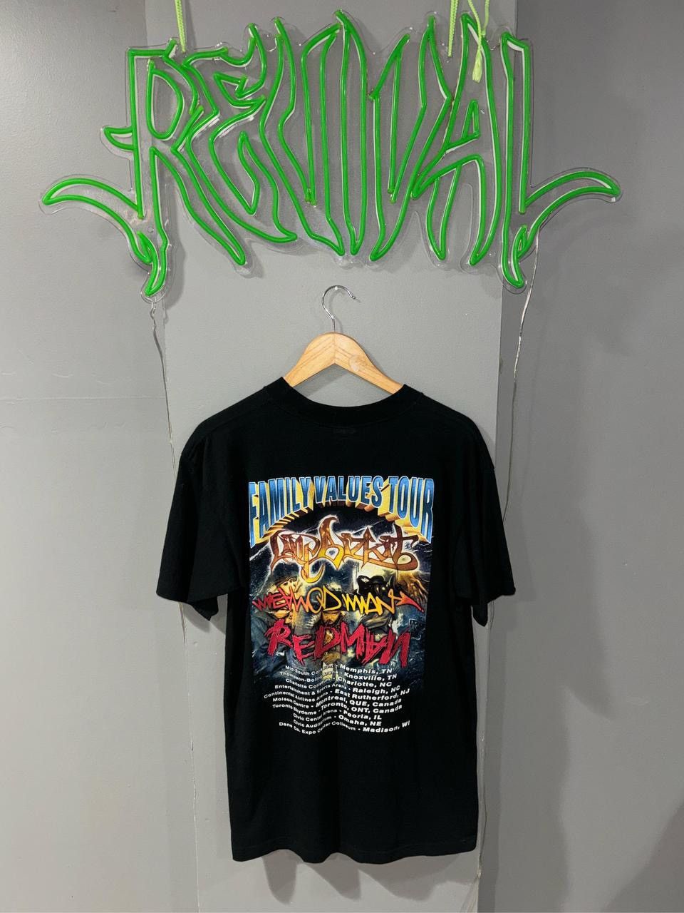 Vintage 1999 Limp Bizkit Redman Method Man 1999 Family Values tour Size US L / EU 52-54 / 3 - 7 Thumbnail