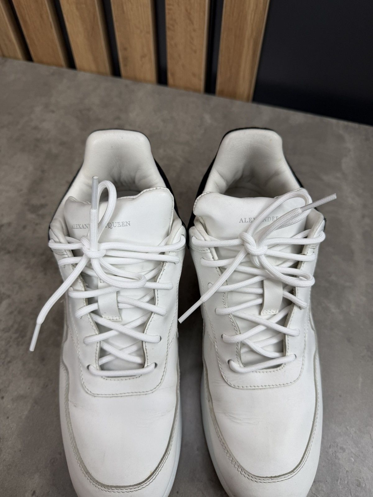 Alexander McQueen Alexander McQueen Oversized White Leather Sneakers Size 38 Size US 8 / IT 38 - 4 Thumbnail