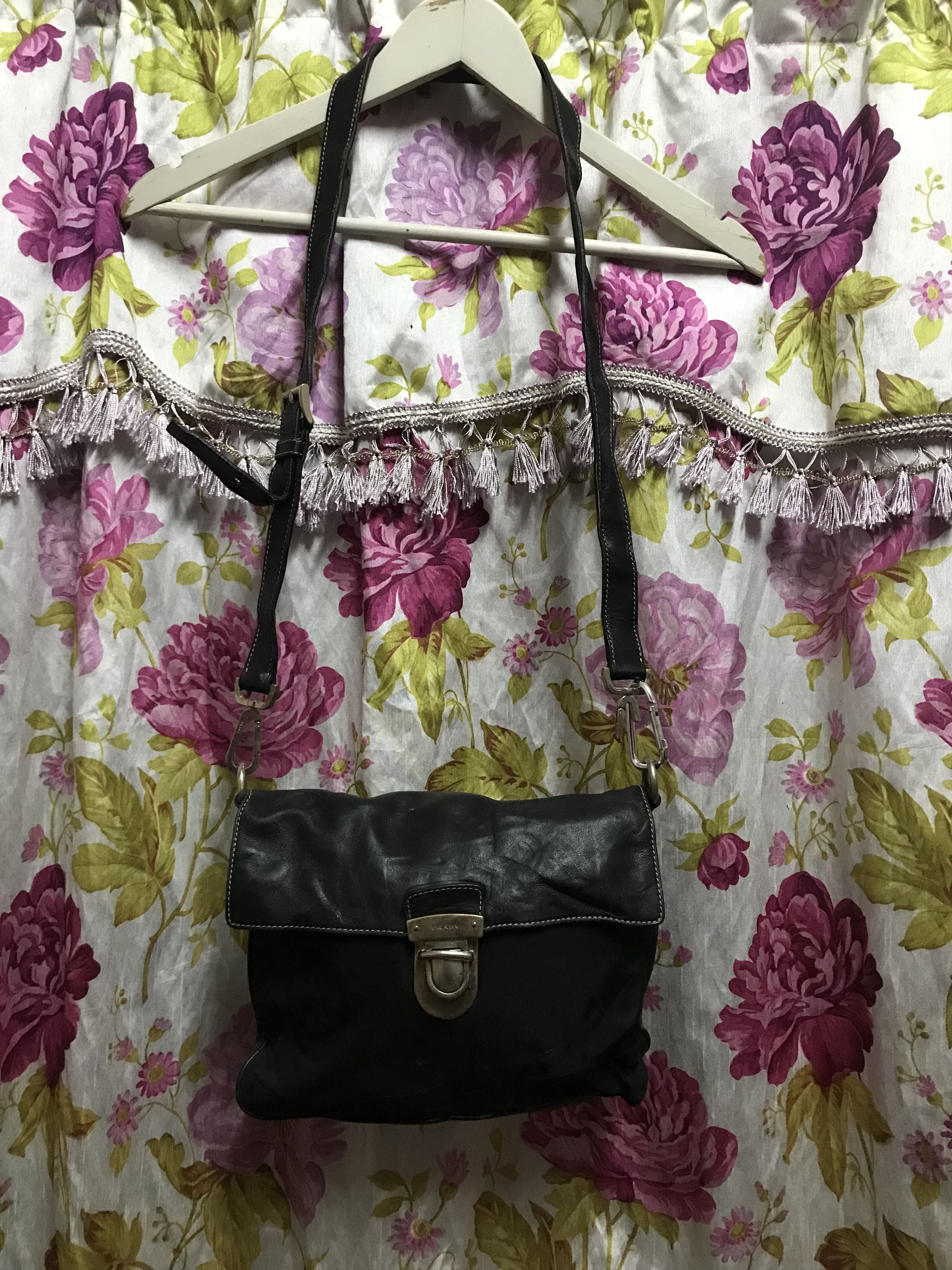 Prada Authentic Prada Glace Calf Leather Shoulder Size ONE SIZE - 2 Thumbnail