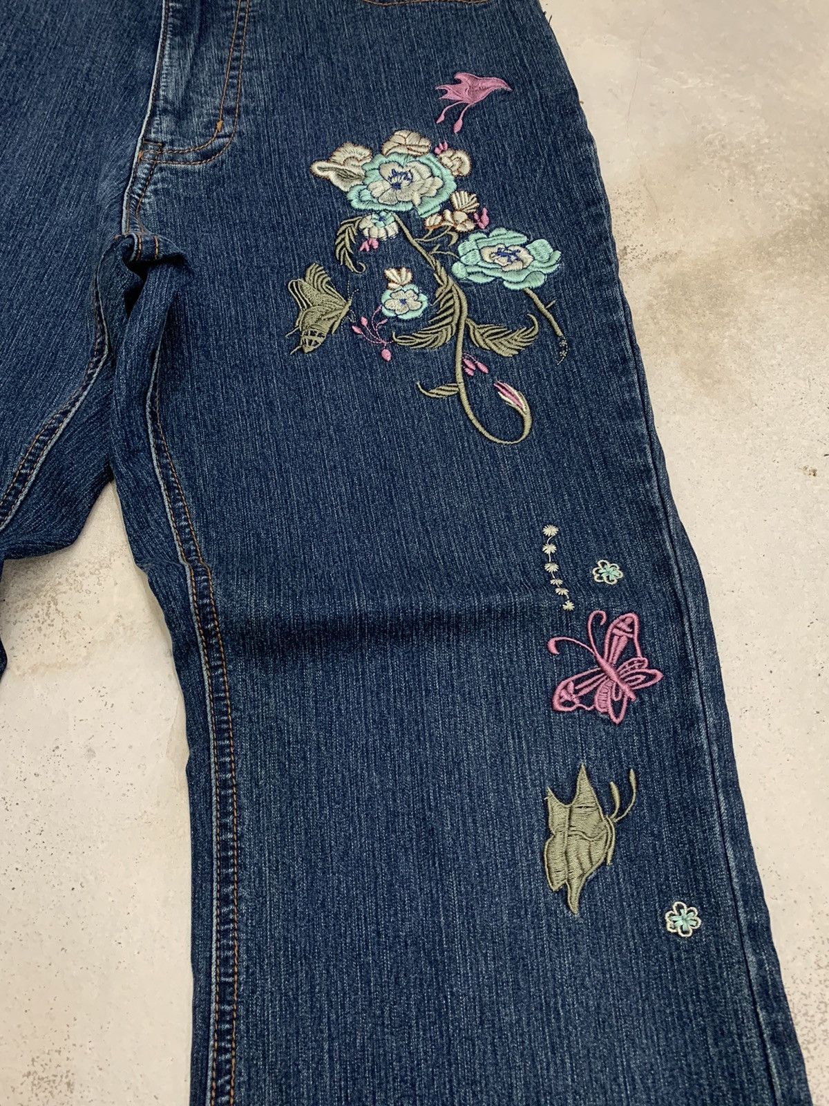 Japanese Brand Floral Roses Affliction Embroidery Designer Style Jeans Size 27" / US 4 / IT 40 - 4 Thumbnail
