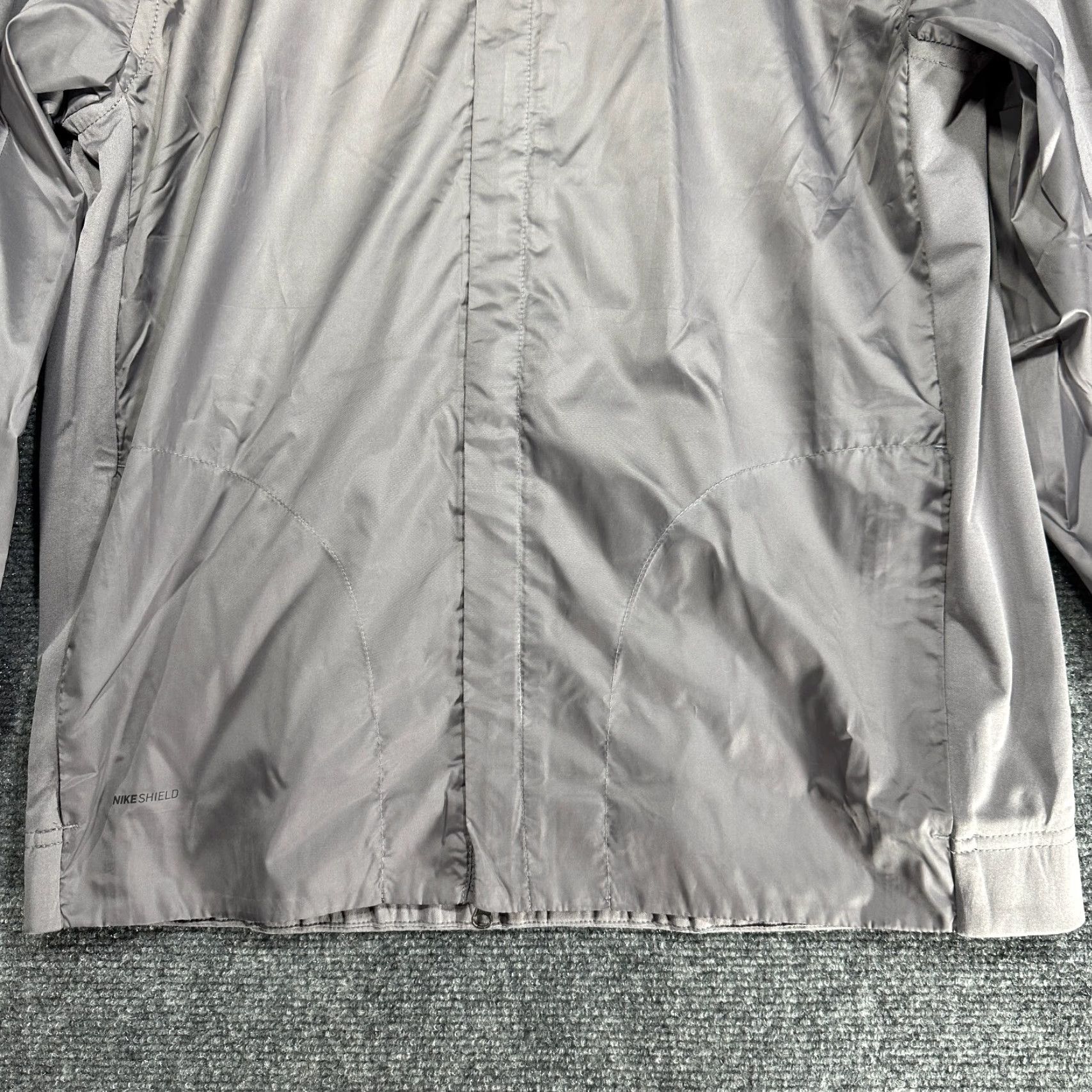 Nike Nike Shield Jacket Mens M Gray Standard Fit Zip Up Lightweight Pockets NEW Size US M / EU 48-50 / 2 - 2 Thumbnail