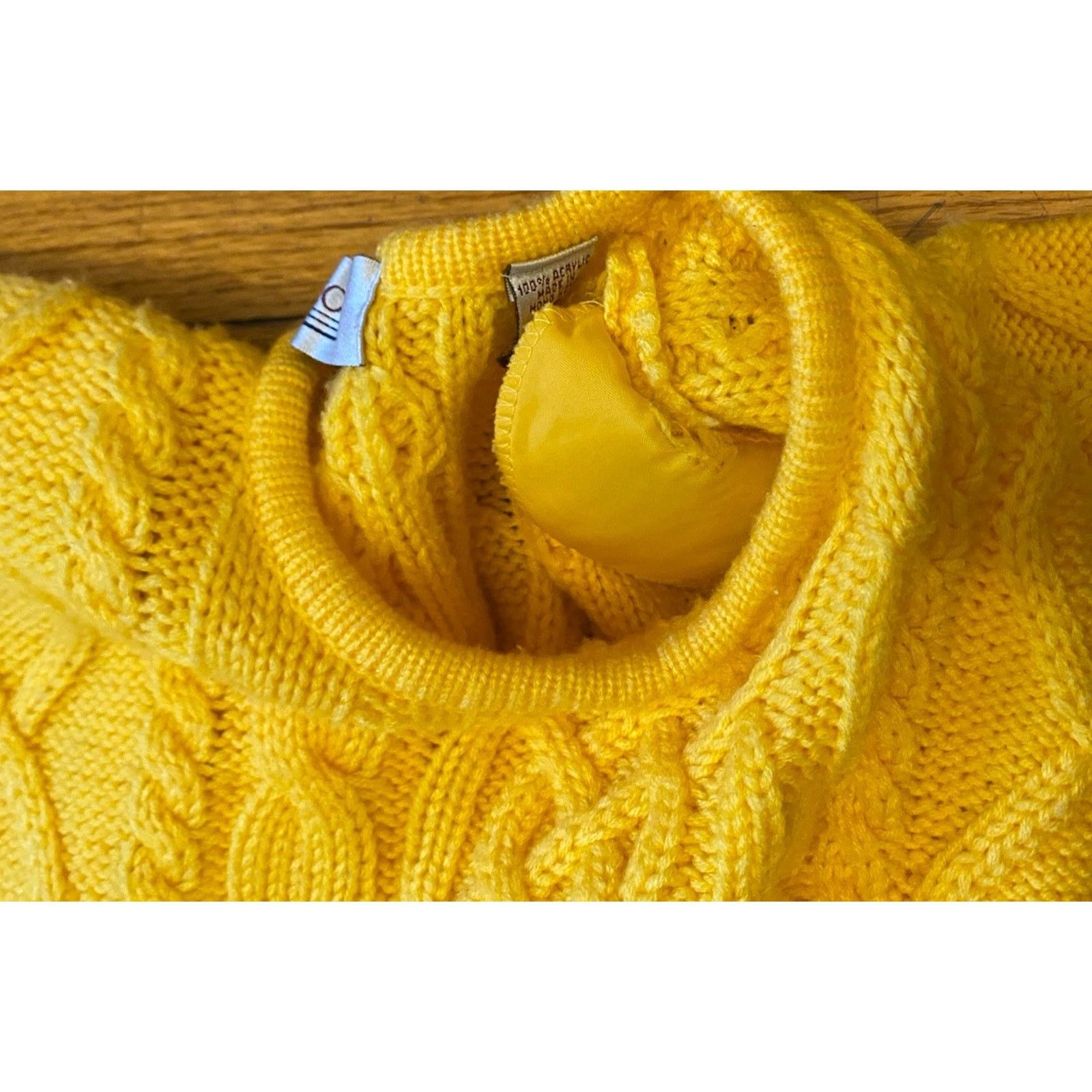 Vintage VTG Karen Scott Yellow Sweater Women’s M Shoulder Pads Size M / US 6-8 / IT 42-44 - 3 Thumbnail