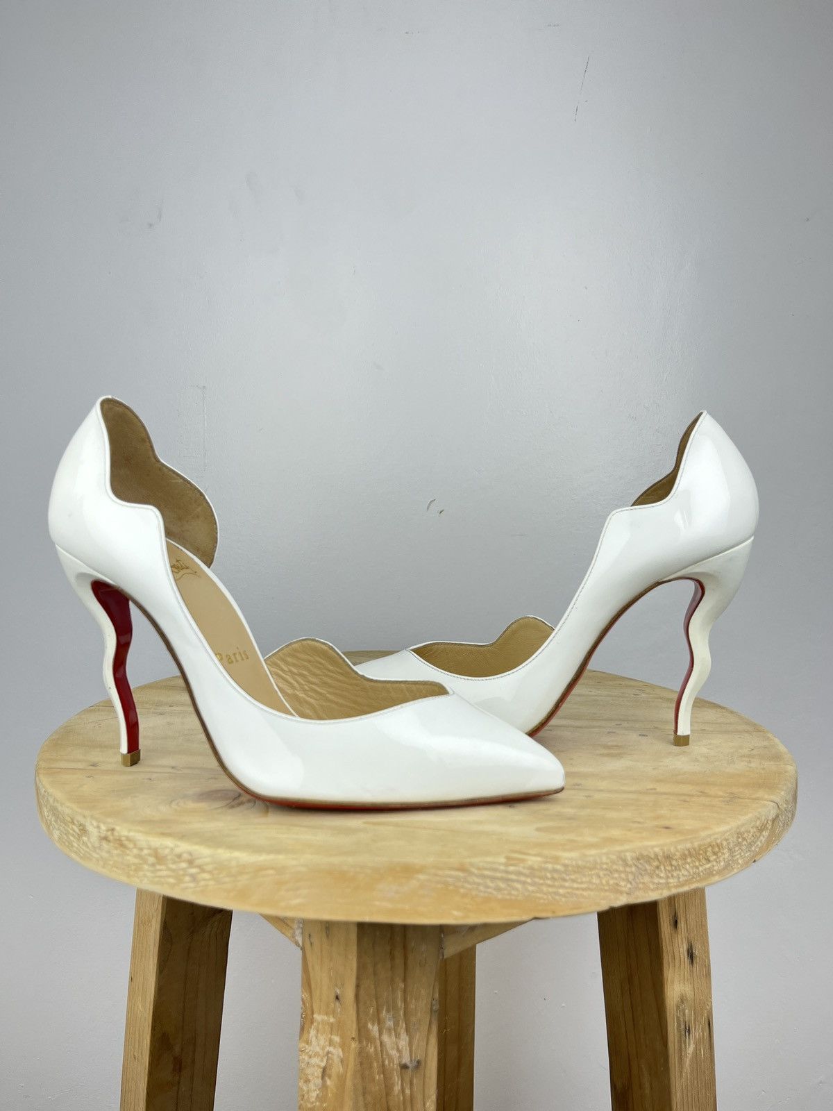 Dalida 100 Wavy Patent Leather D’Orsay Pumps