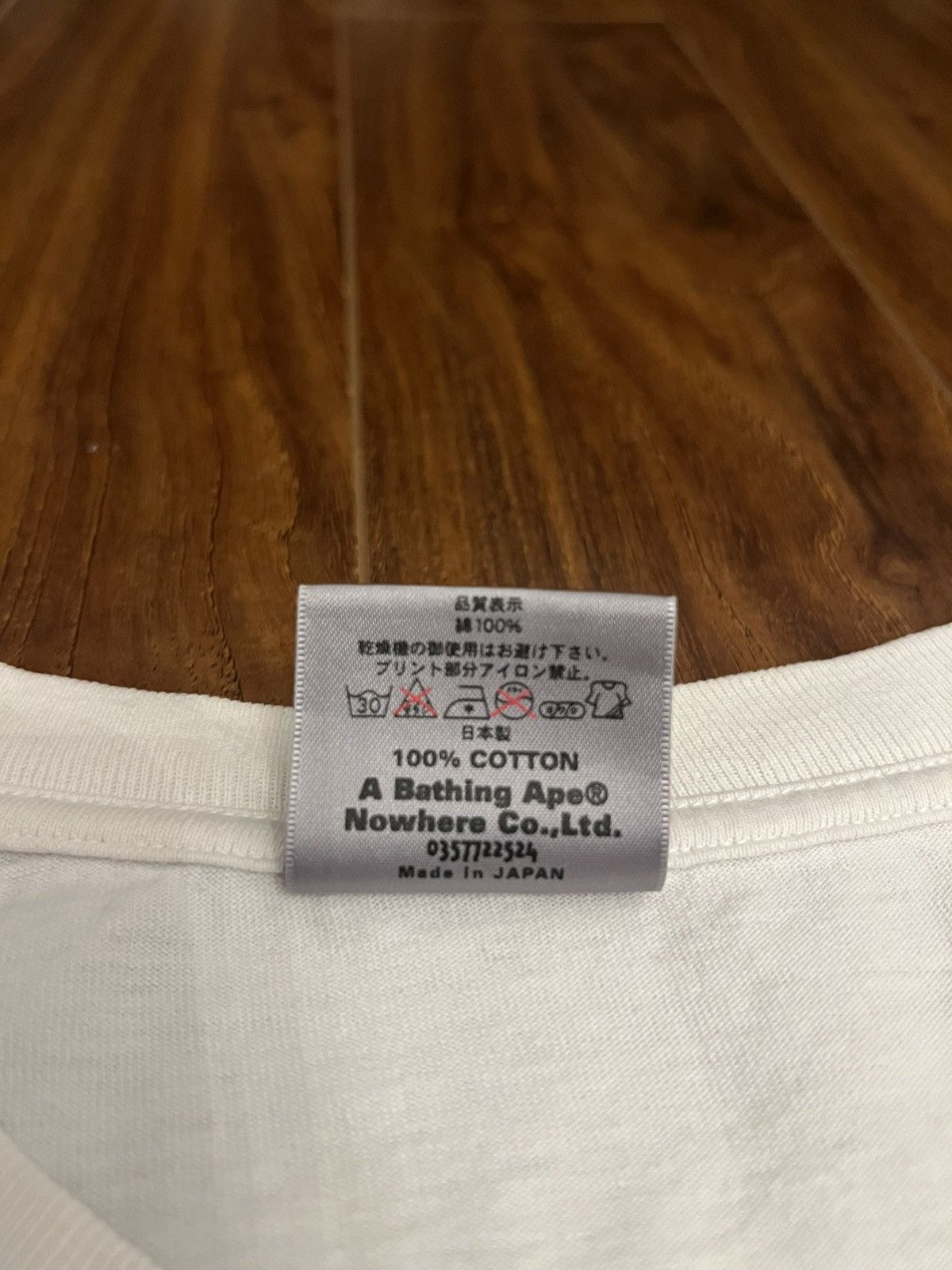 Bape RARE Vintage Archive 90s Bape Graphic White Tee Size US L / EU 52-54 / 3 - 9 Thumbnail