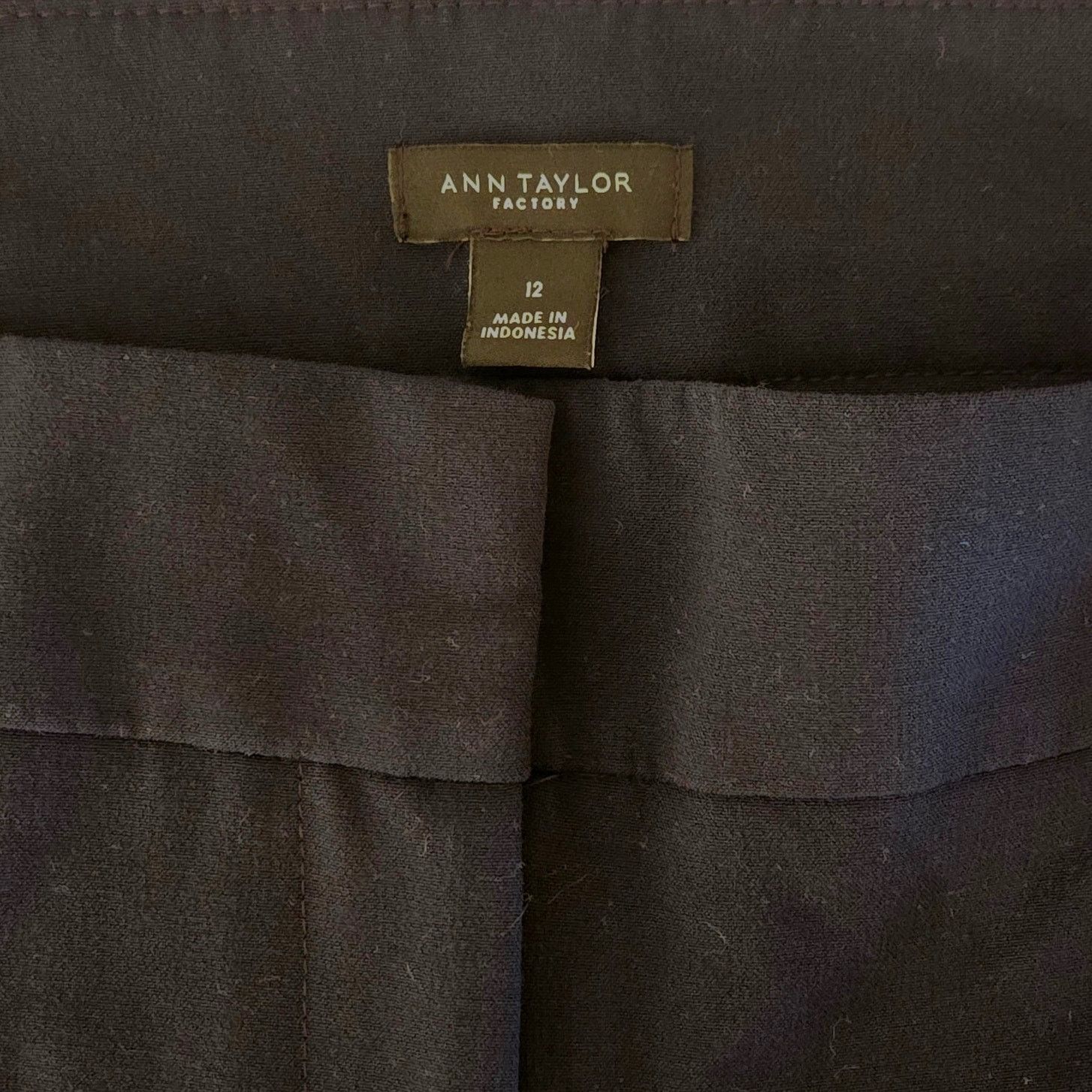 Ann Taylor Ann Taylor Black Dress Pants - Classic & Chic, Size 12 Size 34" / US 12 / IT 48 - 4 Thumbnail