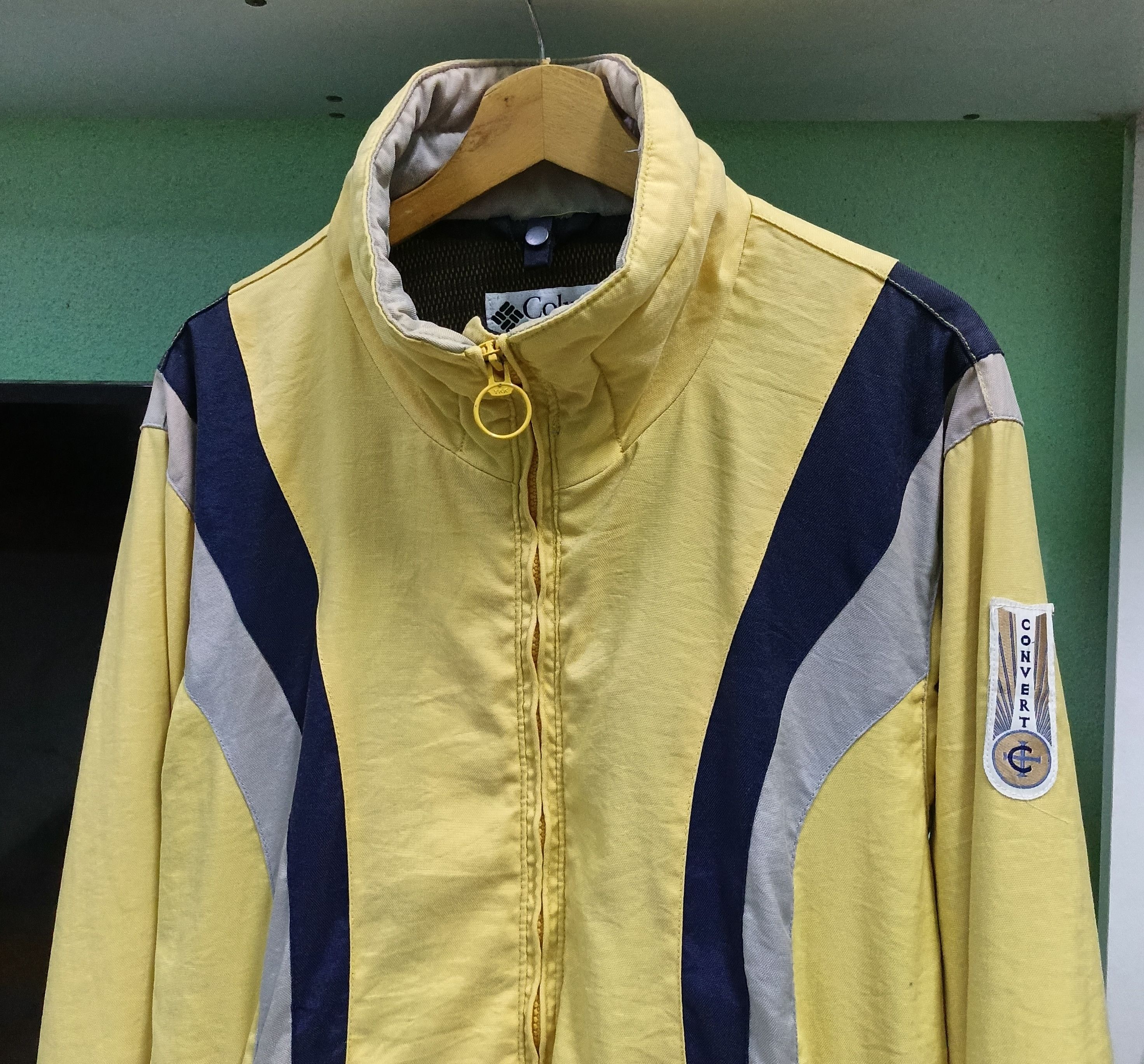 Columbia Vintage Columbia Convert Jacket Women's Size S / US 4 / IT 40 - 2 Thumbnail