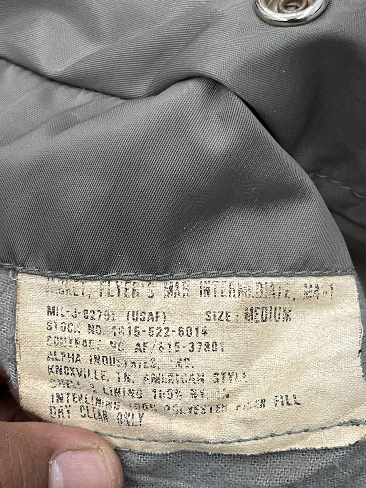 Alpha Industries Vtg Alpha Industries MA-1 Bomber Jacket Lion Patch Size US M / EU 48-50 / 2 - 11 Thumbnail