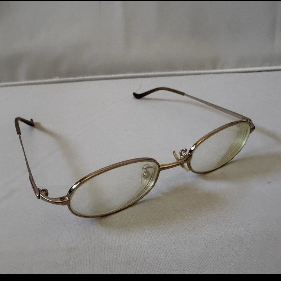 Burberry Burberry vintage 90’s oval designer glasses Size ONE SIZE - 1 Thumbnail