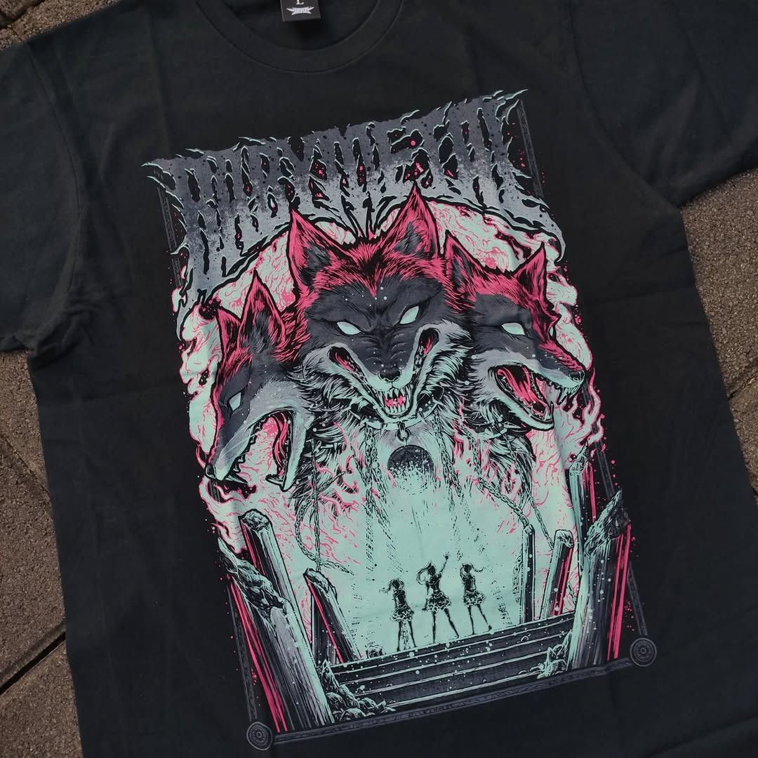 Band Tees BABYMETAL WEMBLEY REVELATION 2020 Tee Size US L / EU 52-54 / 3 - 4 Thumbnail