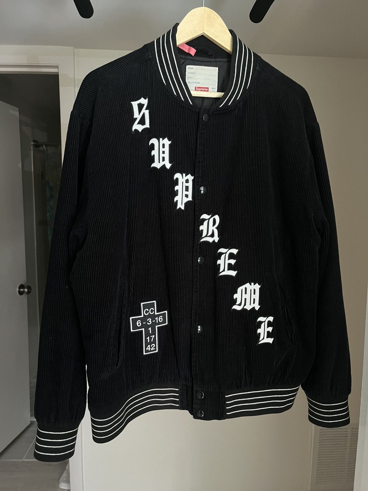もりたsupreme Old English Long Sleeve Supreme Old English L/S Top