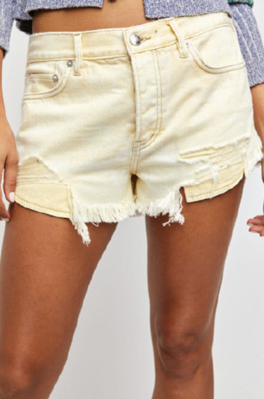 Free People Free People Loving Good Vibrations Cutoffs Banana Split 30 Size 30" / US 8 / IT 44 - 1 Thumbnail